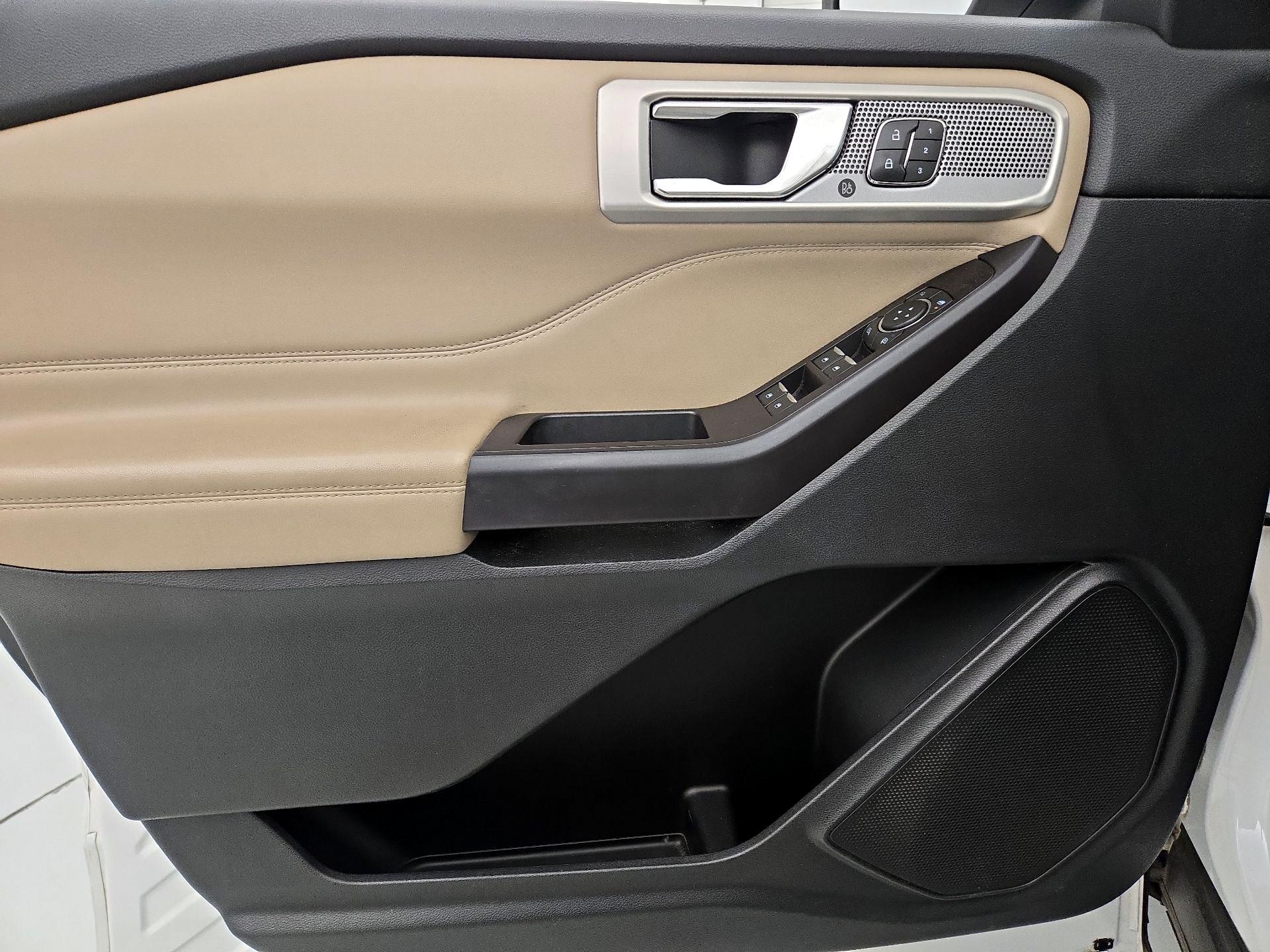 Thumbnail: 2020 Ford Explorer - 12