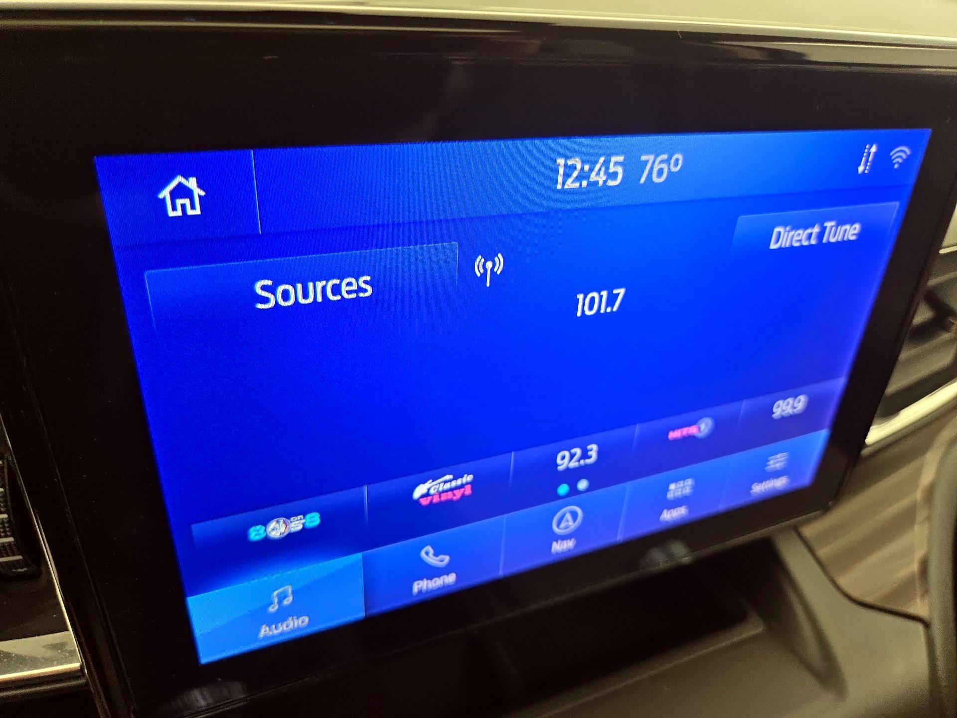 Thumbnail: 2020 Ford Explorer - 16