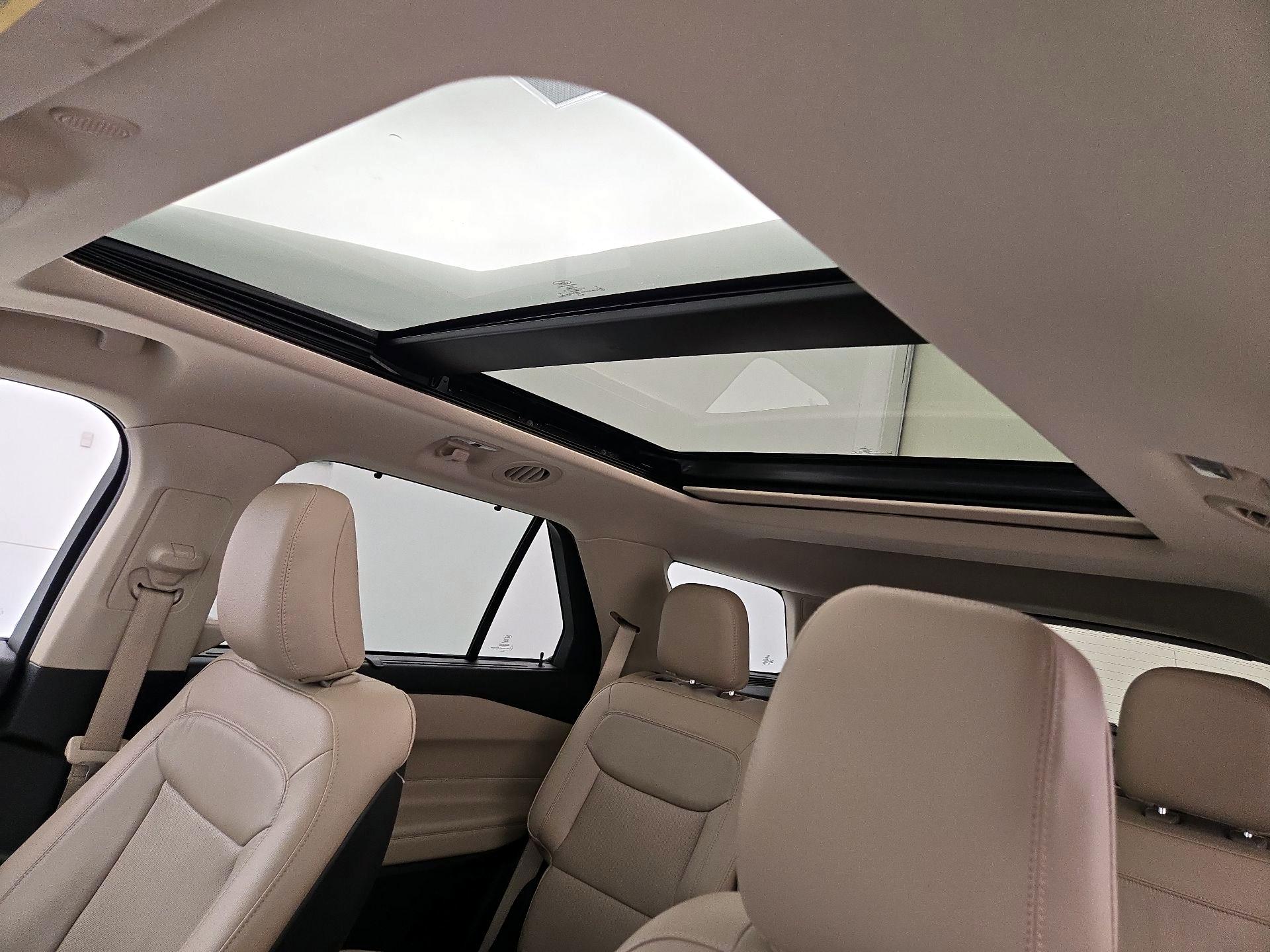 Thumbnail: 2020 Ford Explorer - 20