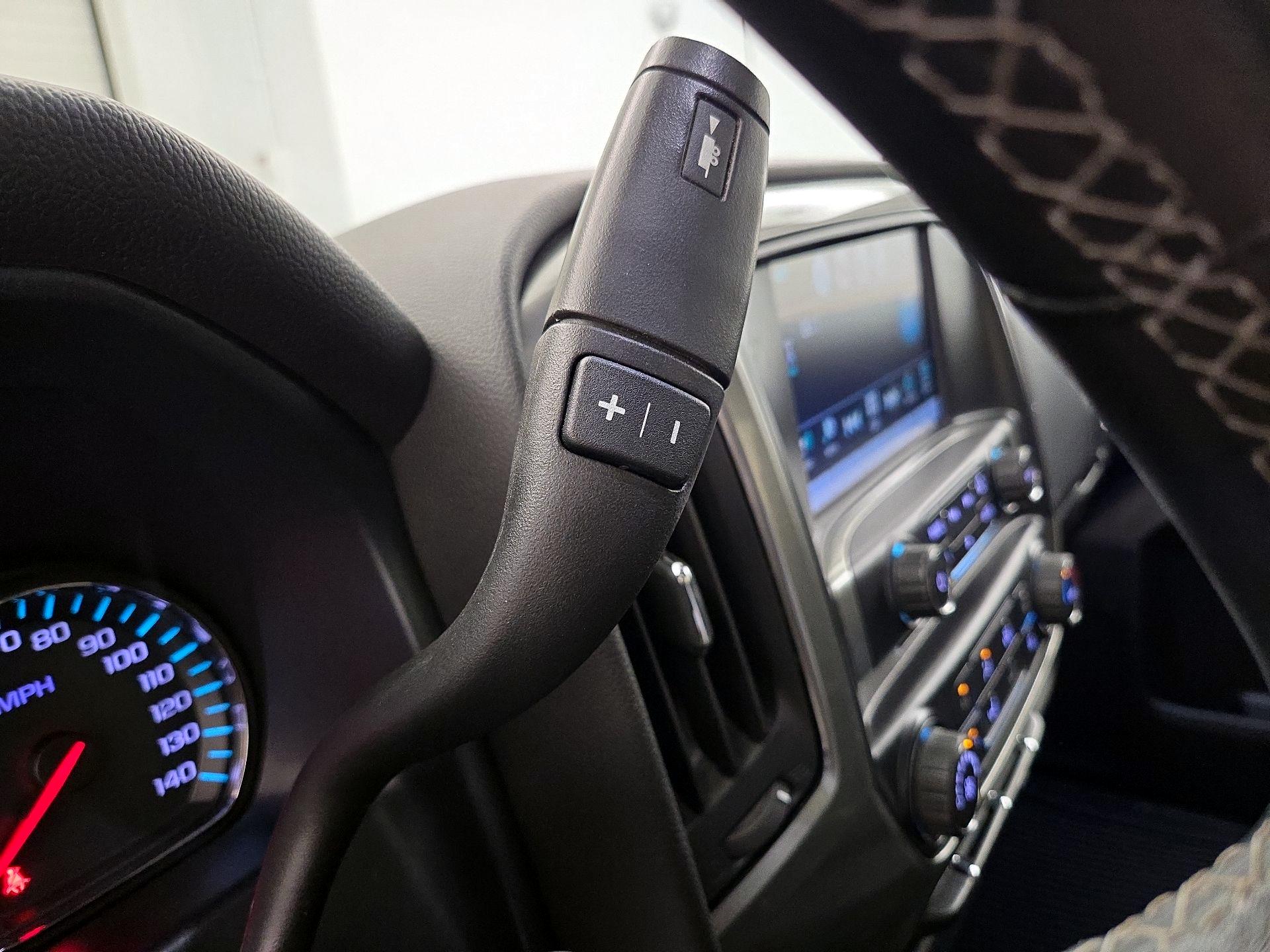 Thumbnail: 2019 Chevrolet Silverado 1500 - 17