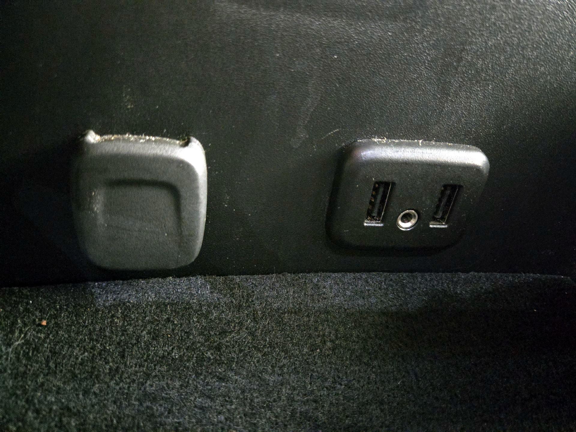 Thumbnail: 2019 Chevrolet Silverado 1500 - 18