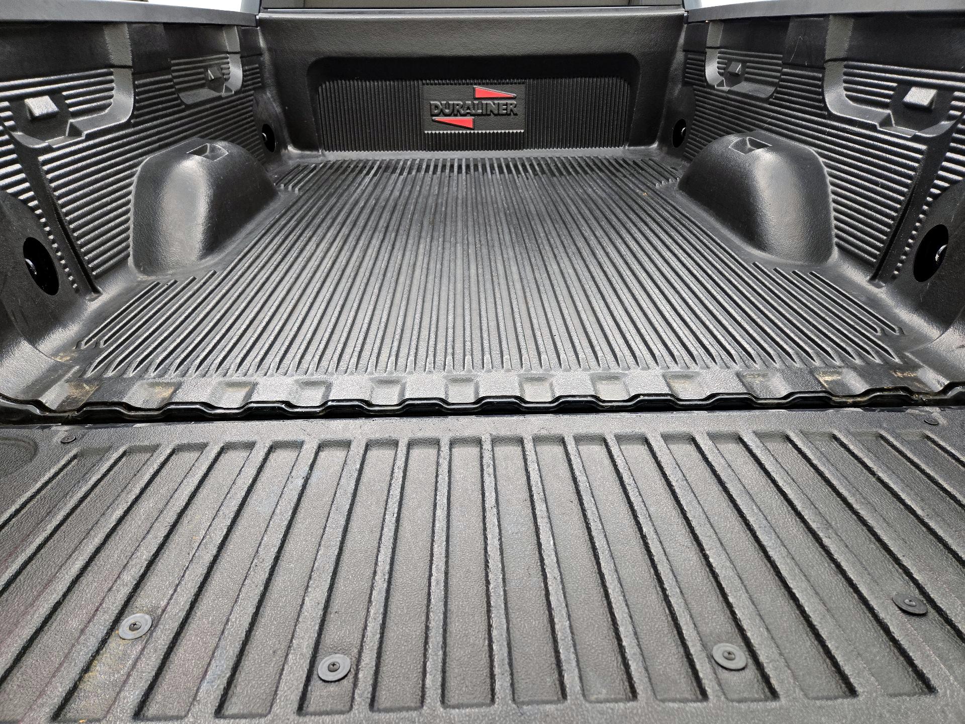 Thumbnail: 2019 Chevrolet Silverado 1500 - 20