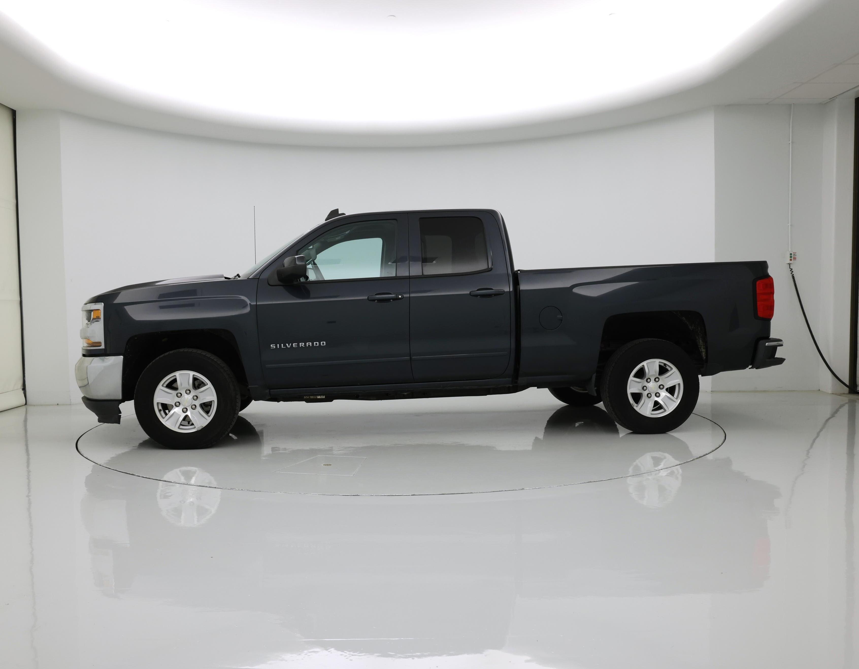 Thumbnail: 2019 Chevrolet Silverado 1500 - 3
