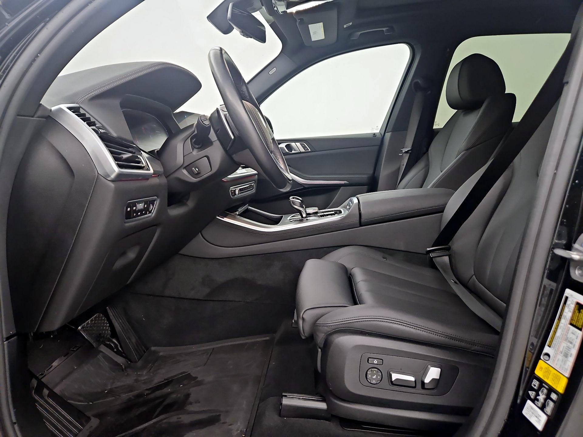 Thumbnail: 2021 BMW X5 - 11