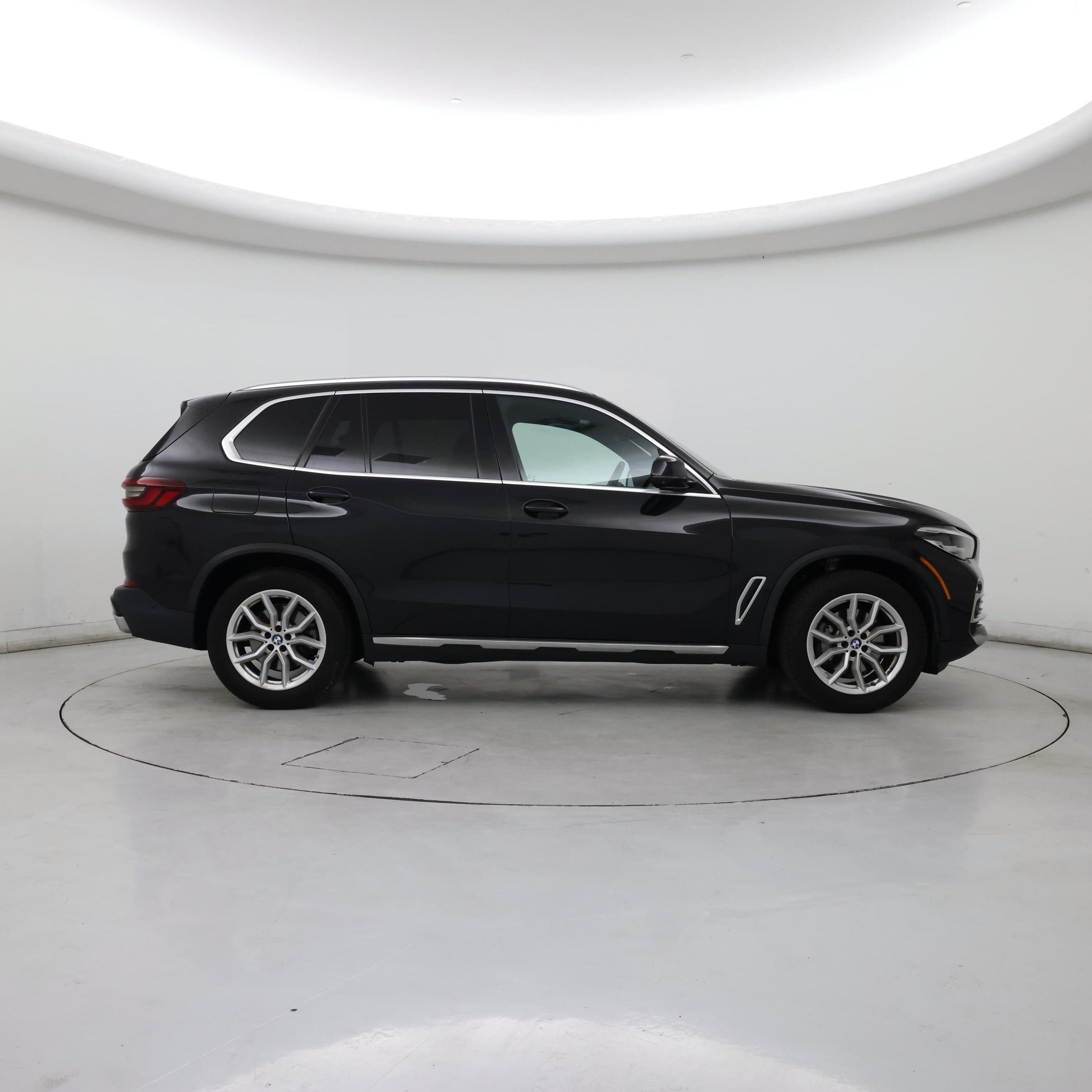 Thumbnail: 2021 BMW X5 - 7