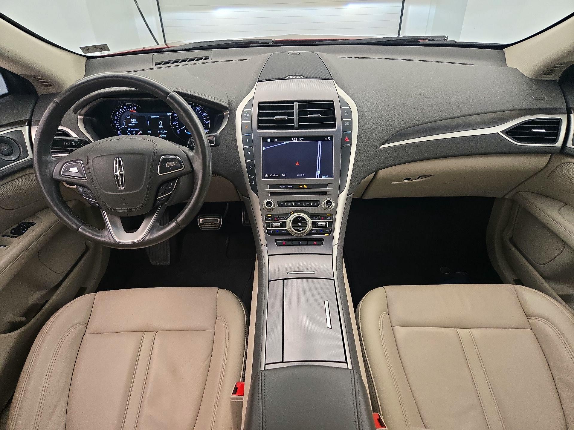 Thumbnail: 2019 Lincoln MKZ - 9