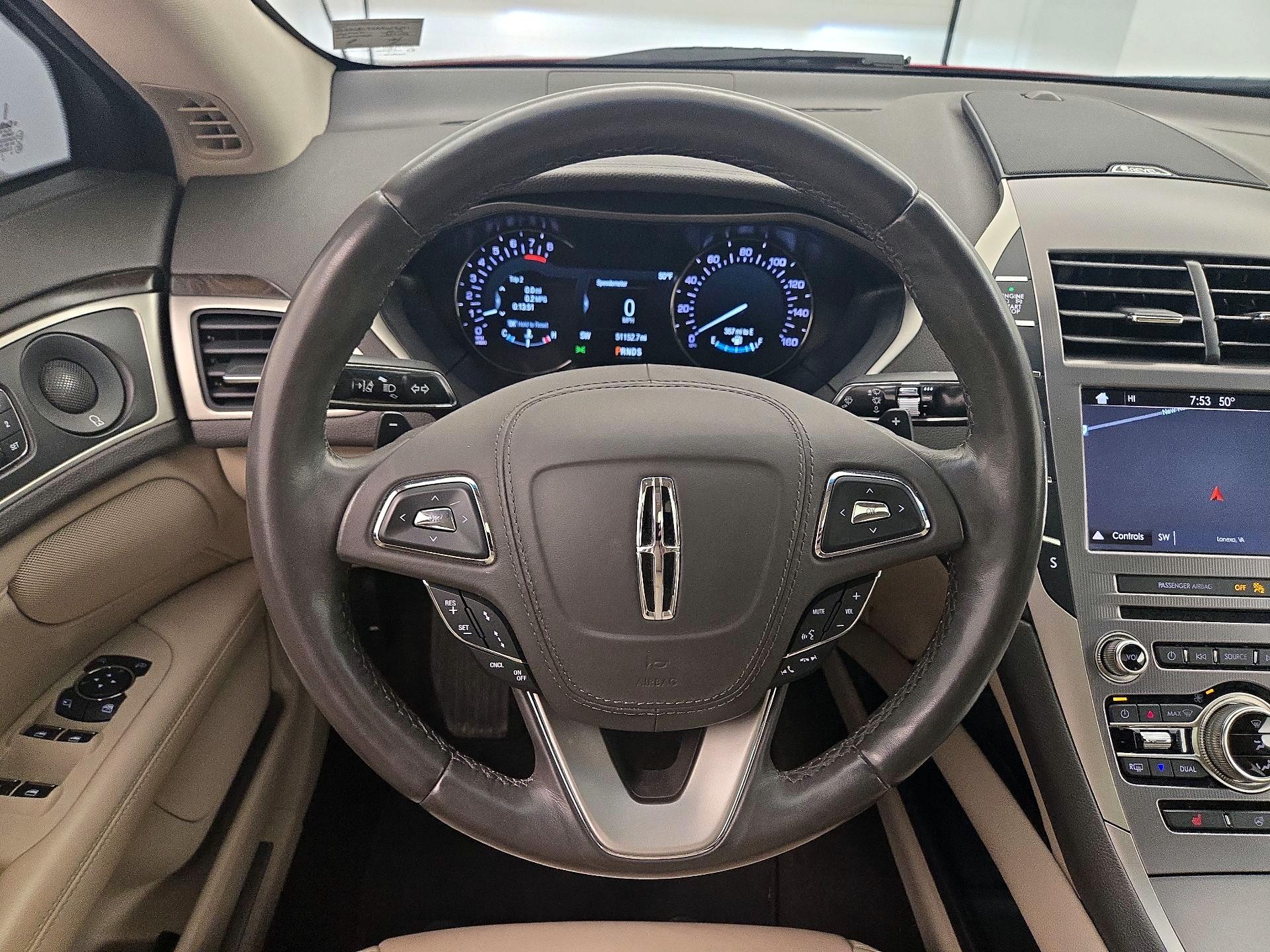 Thumbnail: 2019 Lincoln MKZ - 10