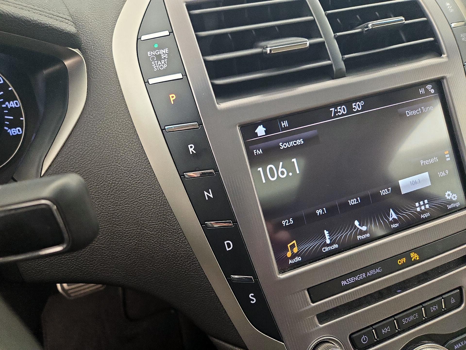 Thumbnail: 2019 Lincoln MKZ - 18