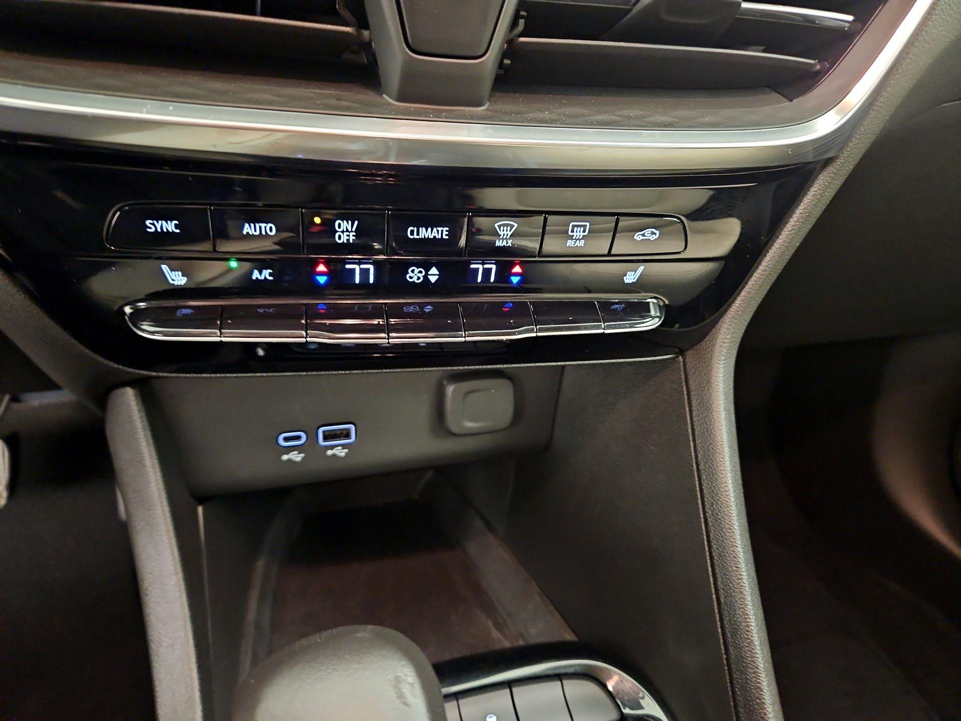 Thumbnail: 2024 Buick Encore GX - 16