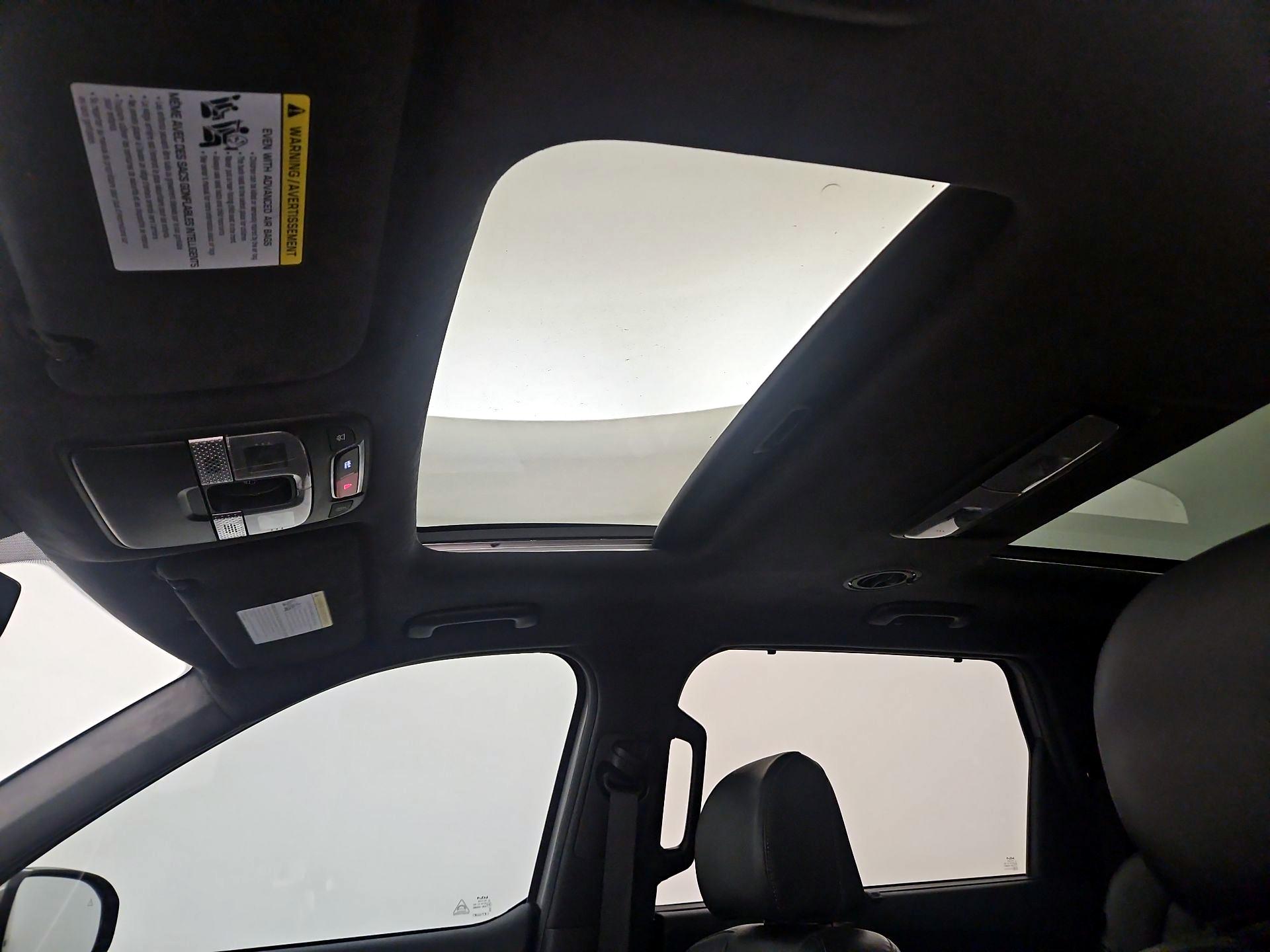 Thumbnail: 2023 Kia Telluride - 20