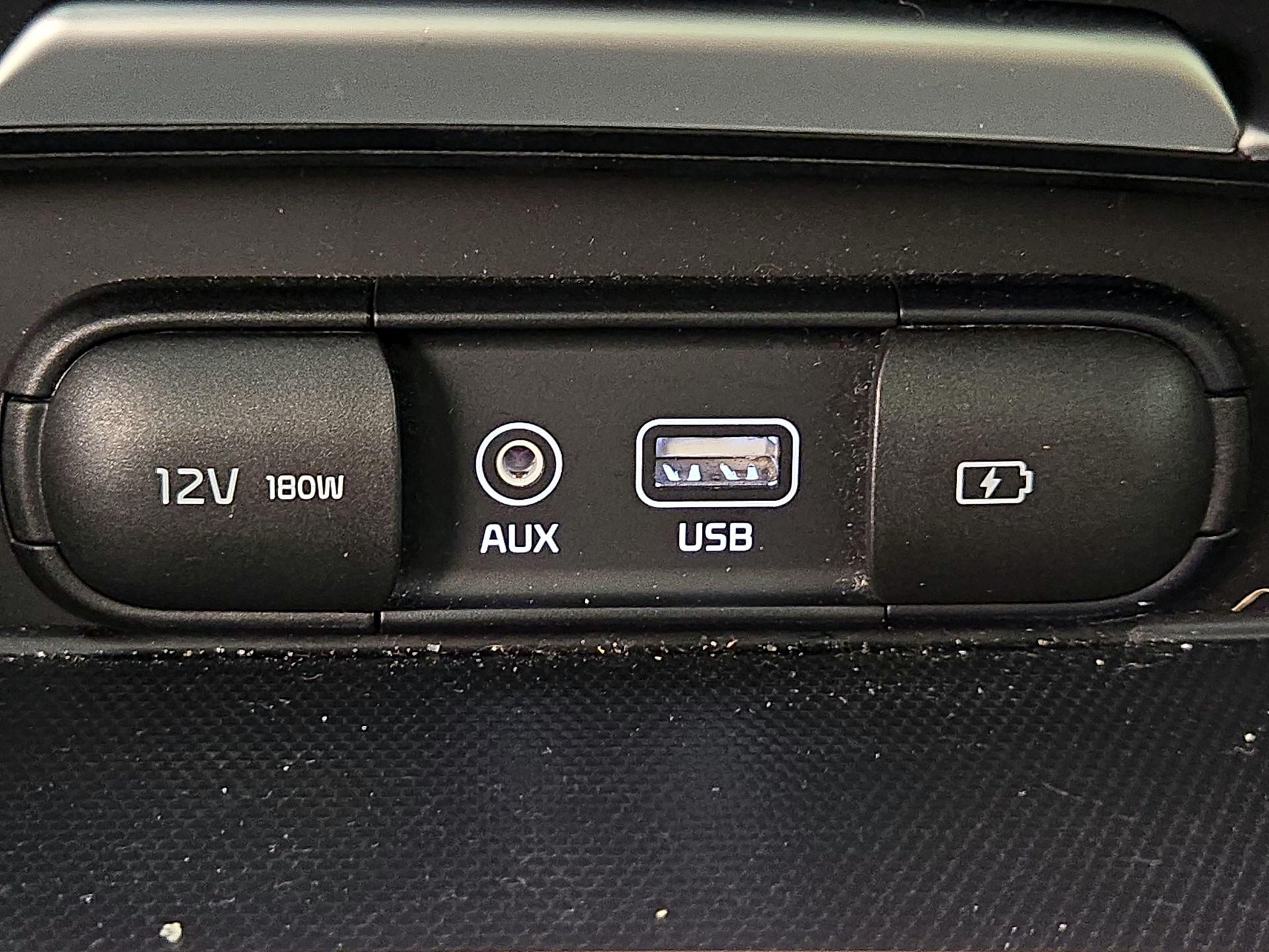 Thumbnail: 2018 Kia Stinger - 19