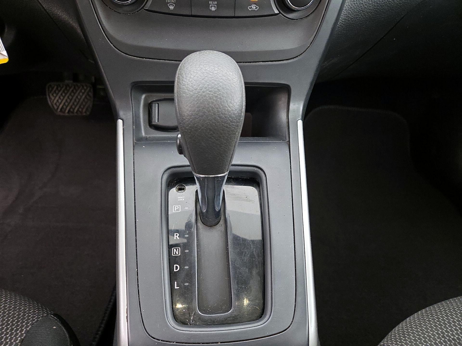 Thumbnail: 2019 Nissan Sentra - 17