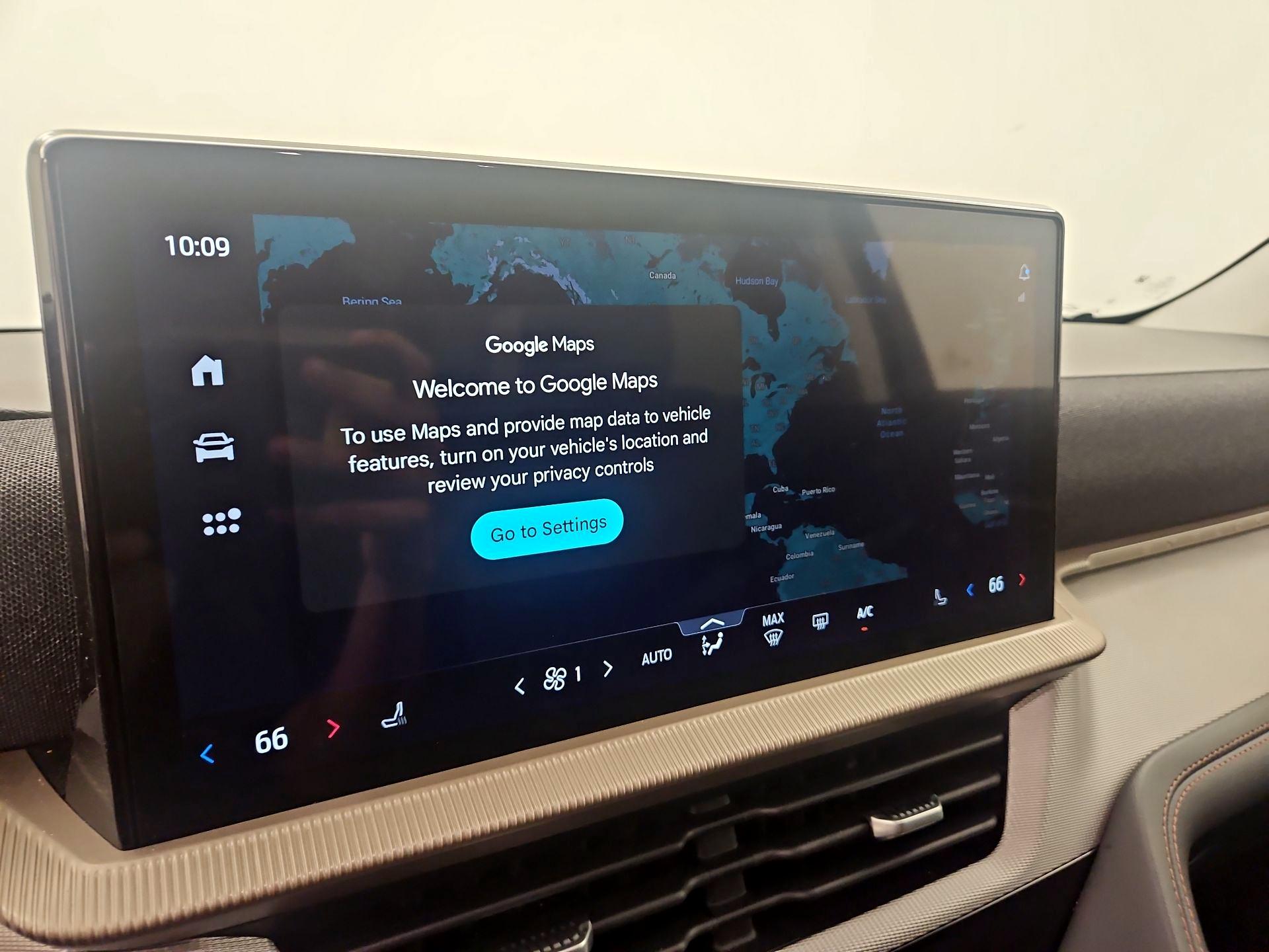 Thumbnail: 2025 Ford Explorer - 14