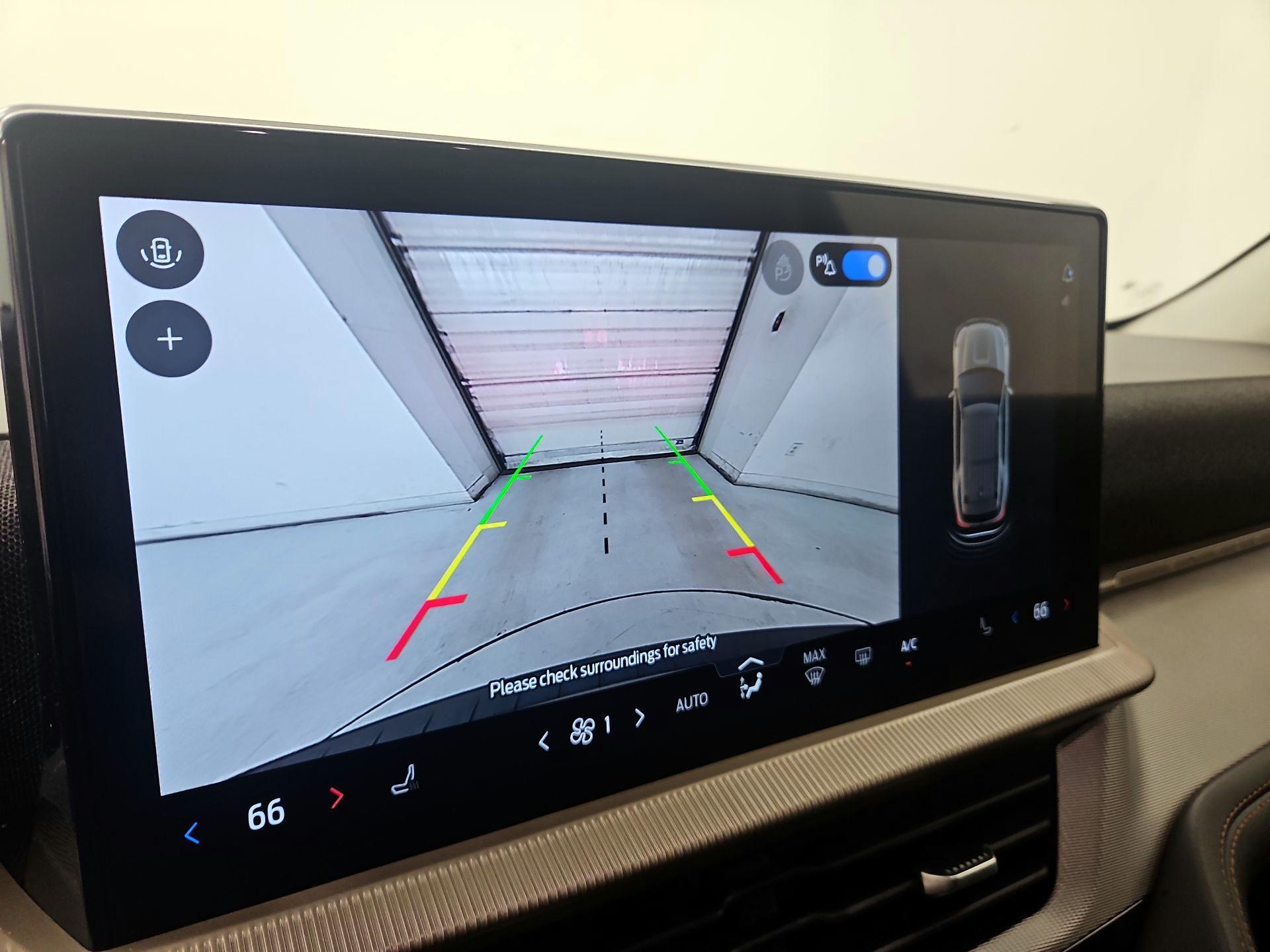 Thumbnail: 2025 Ford Explorer - 15