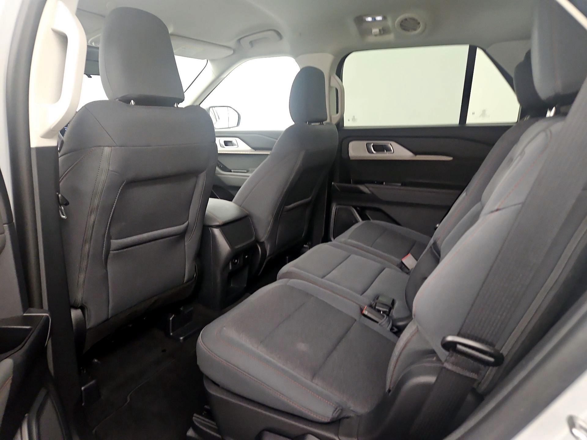 Thumbnail: 2025 Ford Explorer - 20