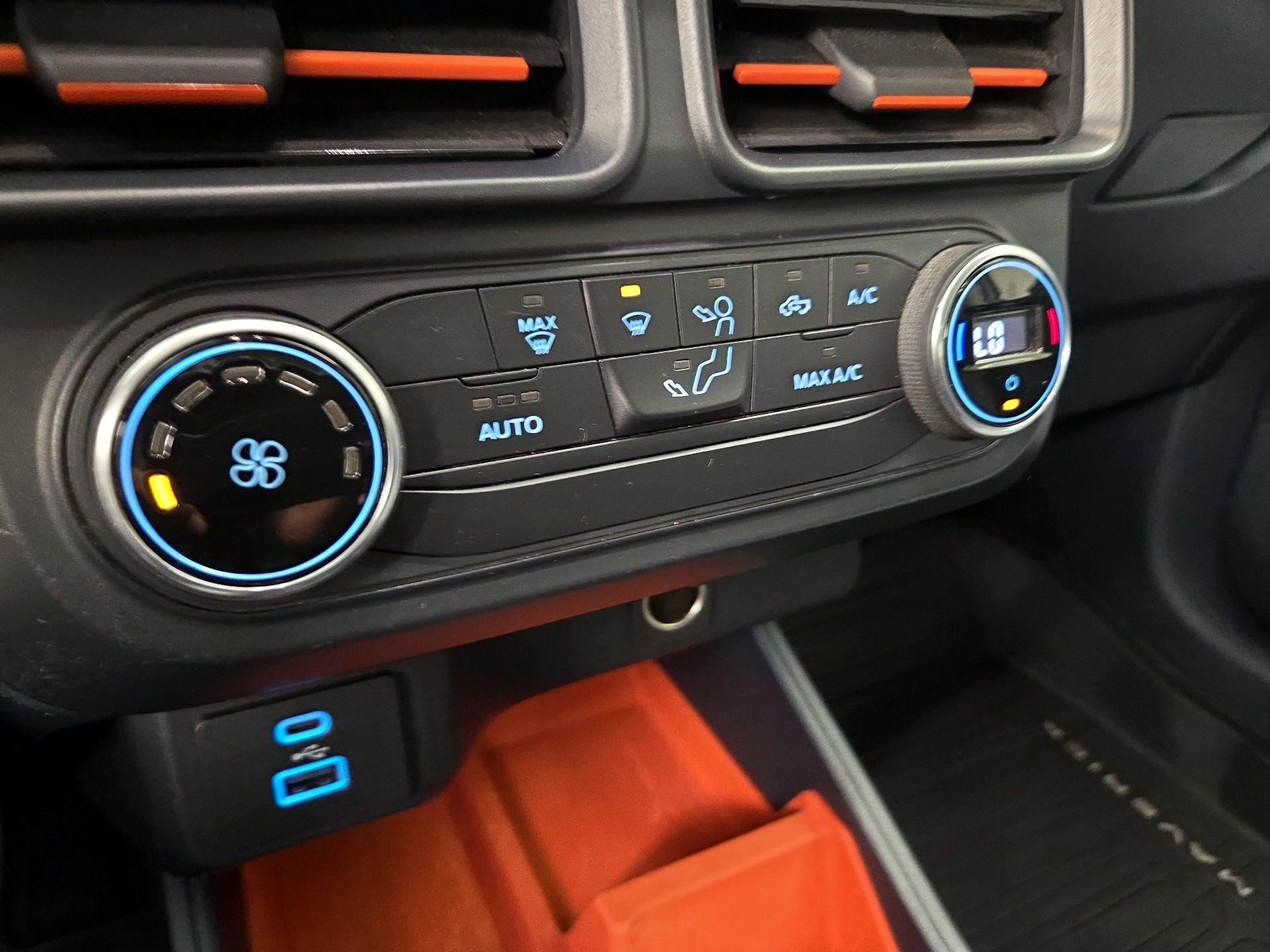 Thumbnail: 2022 Ford Maverick - 16