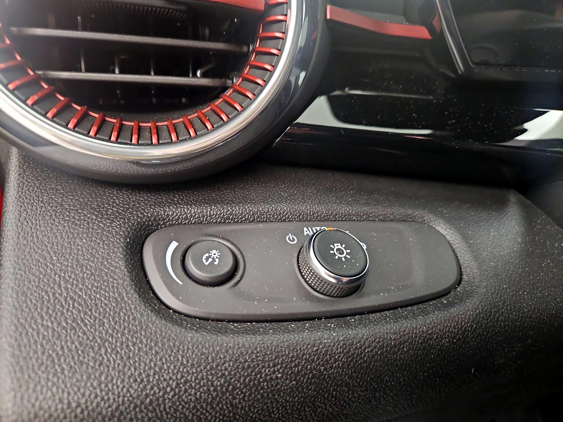 Thumbnail: 2025 Chevrolet Trax - 13