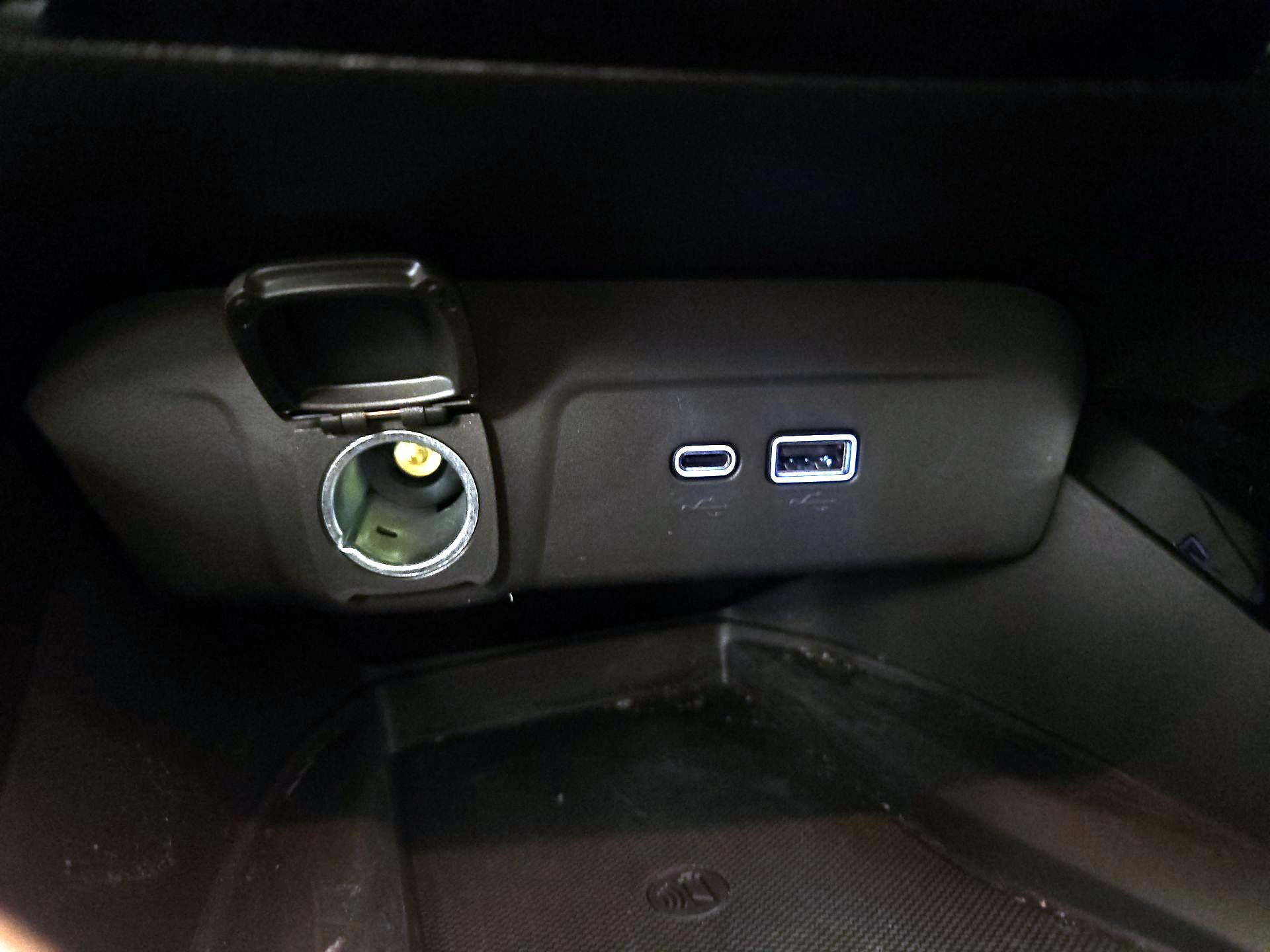 Thumbnail: 2025 Chevrolet Trax - 18