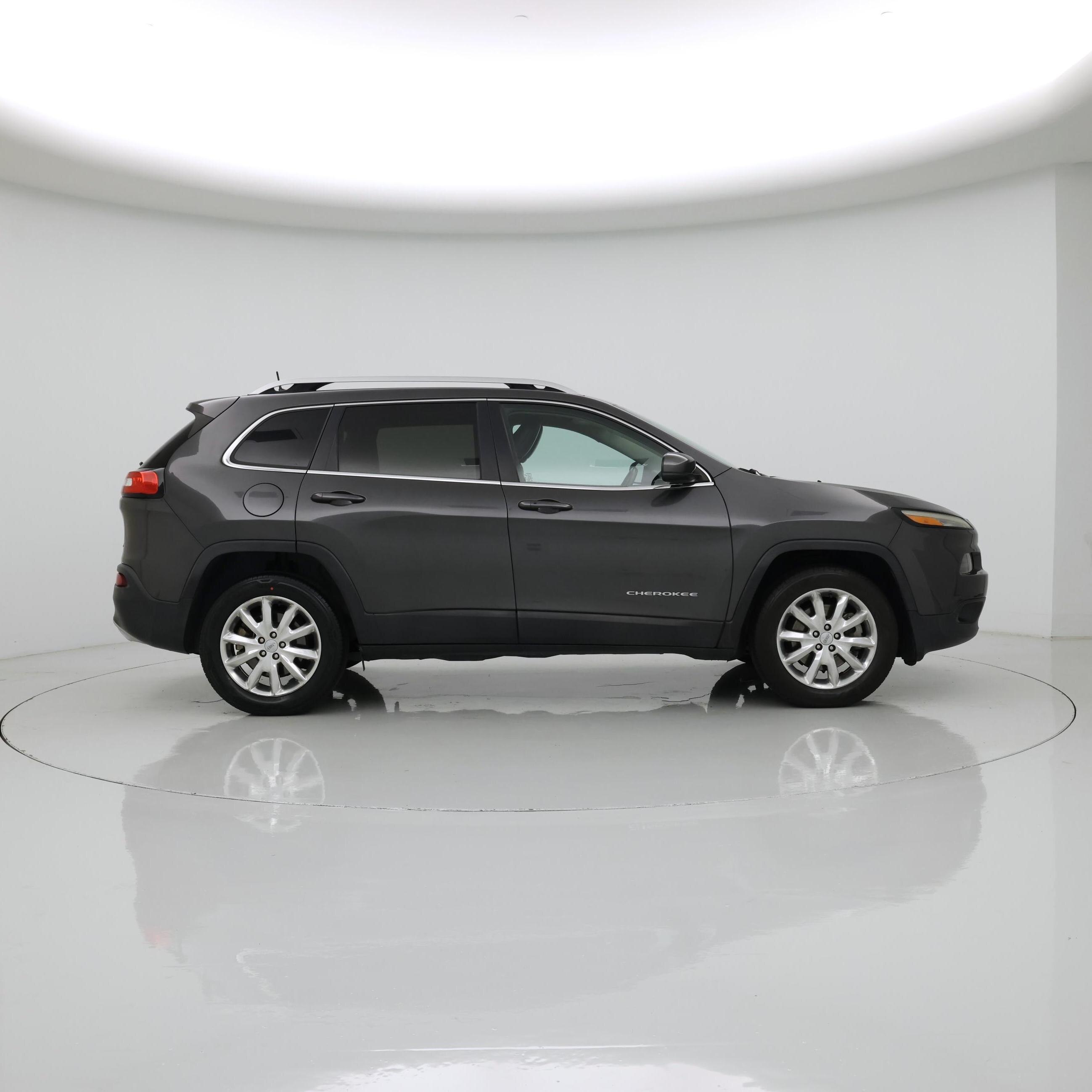 Thumbnail: 2017 Jeep Cherokee - 7