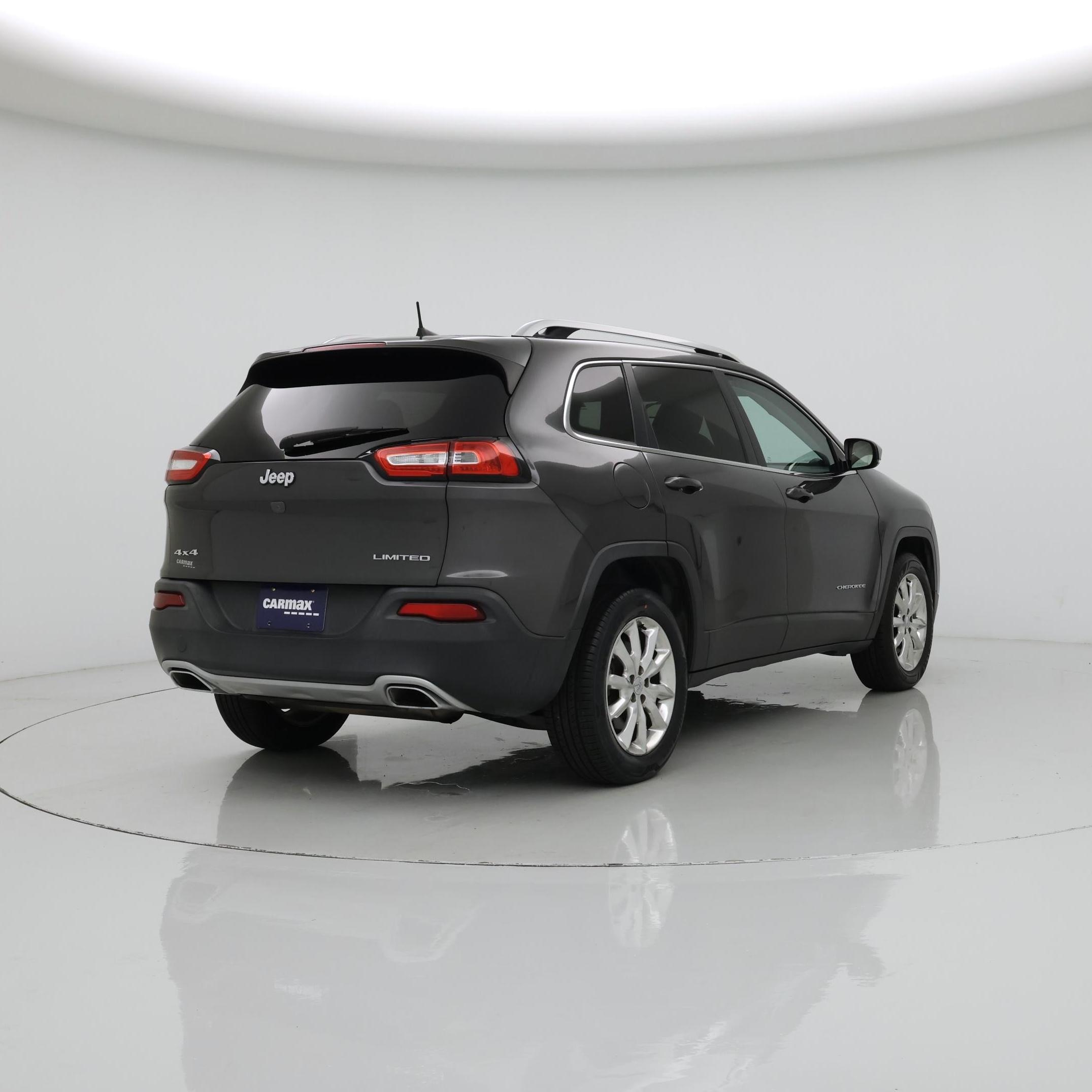 Thumbnail: 2017 Jeep Cherokee - 8