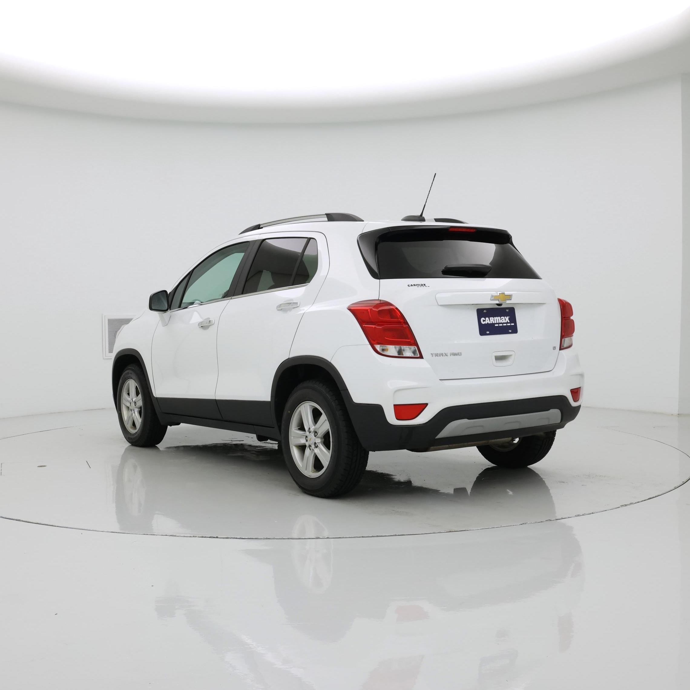 Thumbnail: 2019 Chevrolet Trax - 2