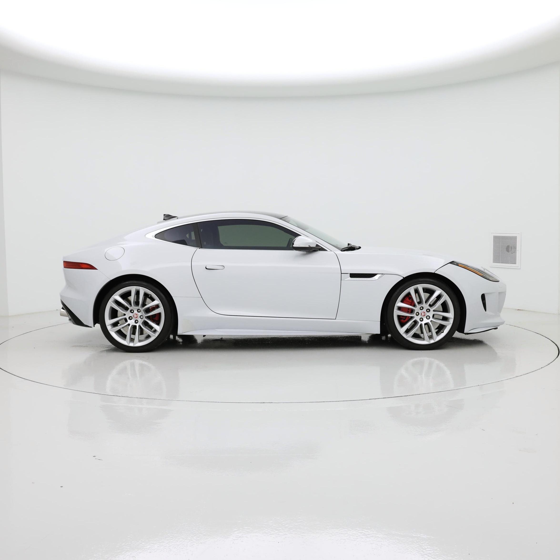 Thumbnail: 2016 Jaguar F-Type - 7