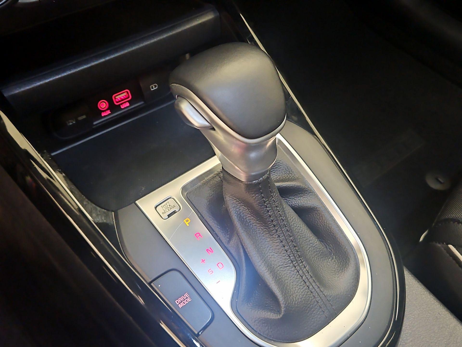 Thumbnail: 2021 Kia Forte - 17