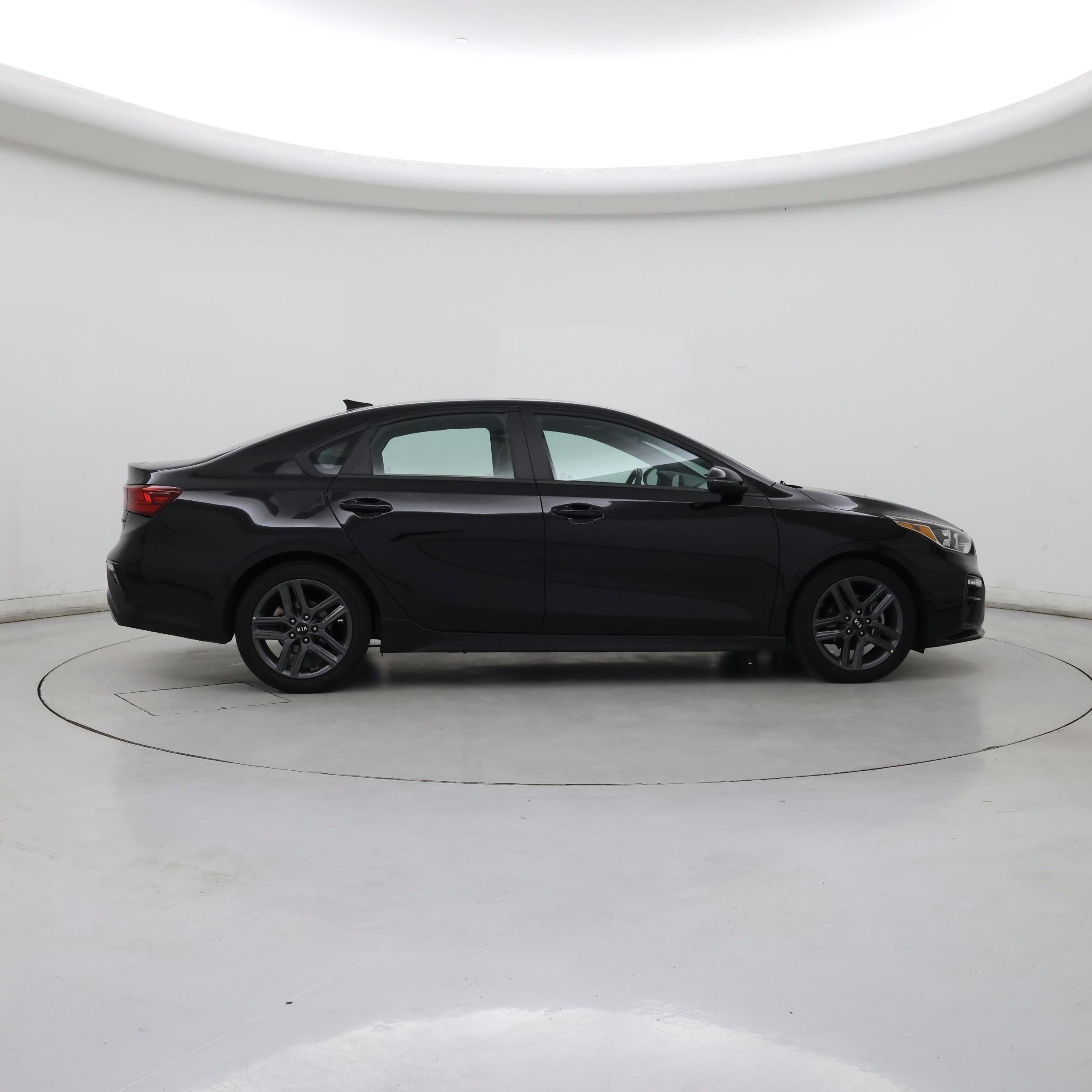 Thumbnail: 2021 Kia Forte - 7