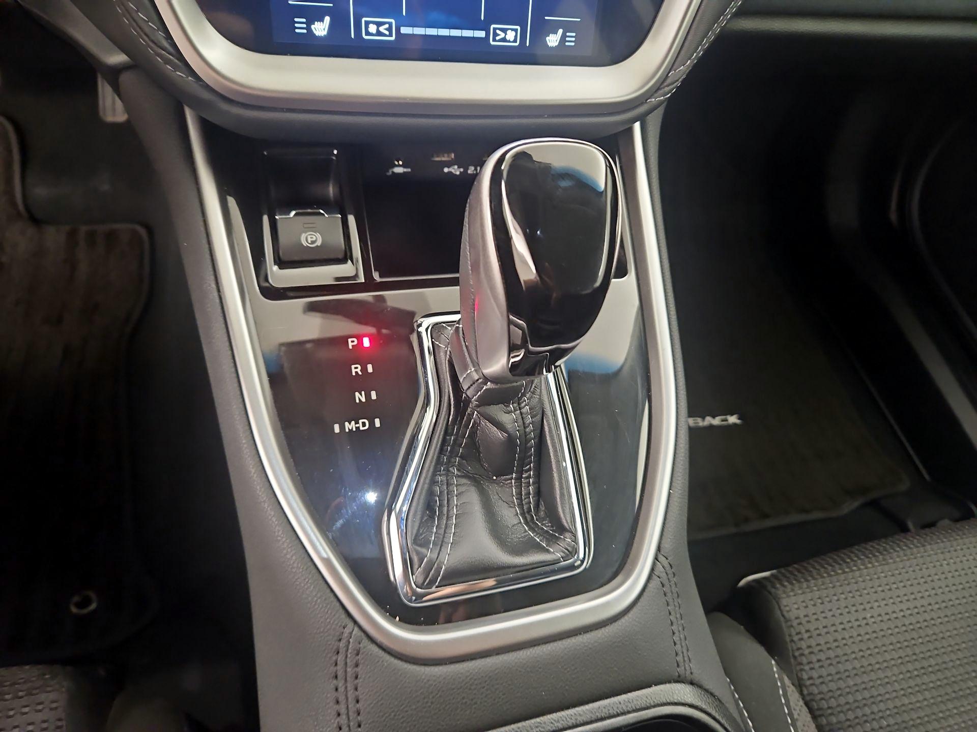 Thumbnail: 2022 Subaru Outback - 17