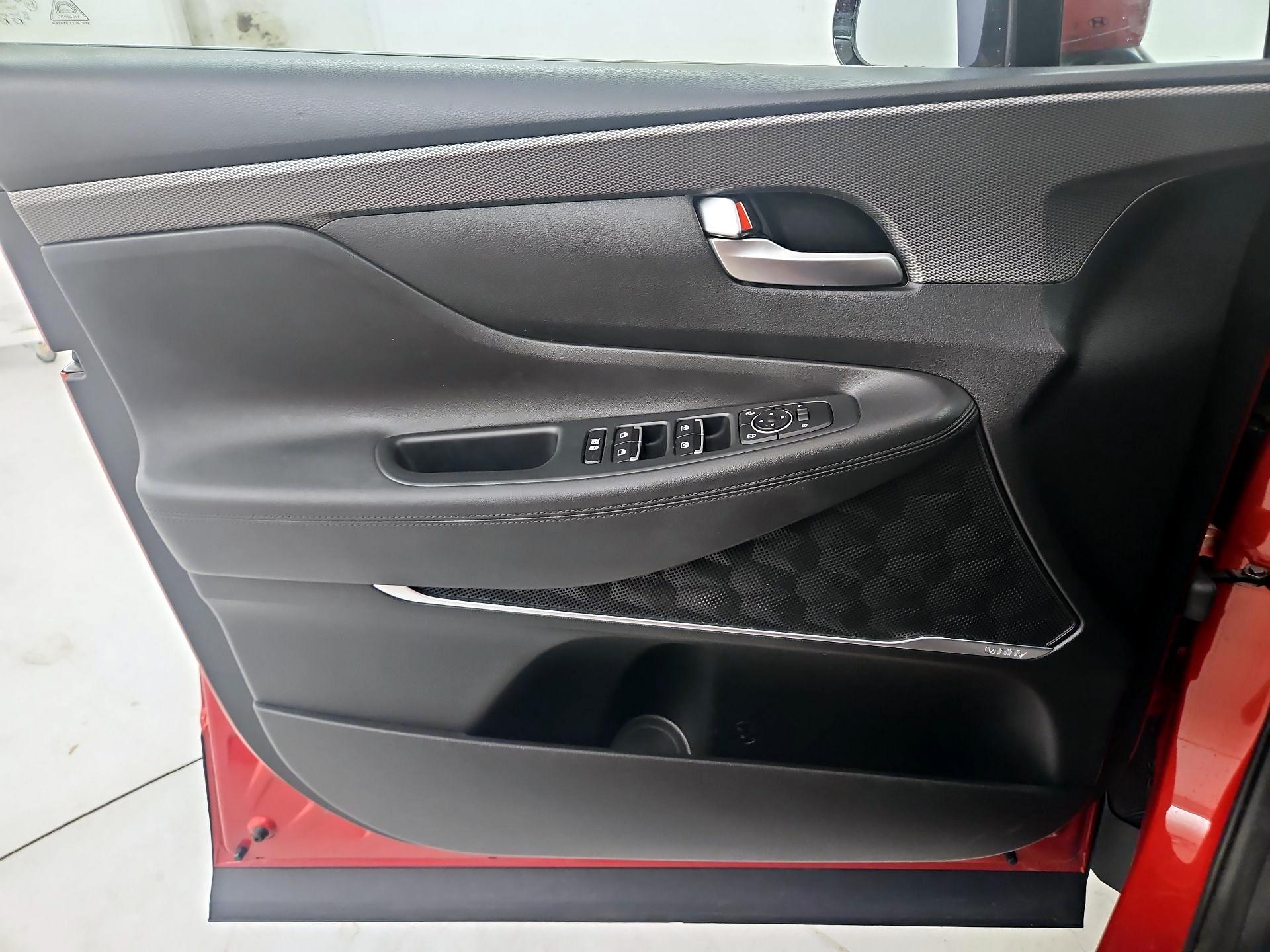 Thumbnail: 2020 Hyundai Santa Fe - 12