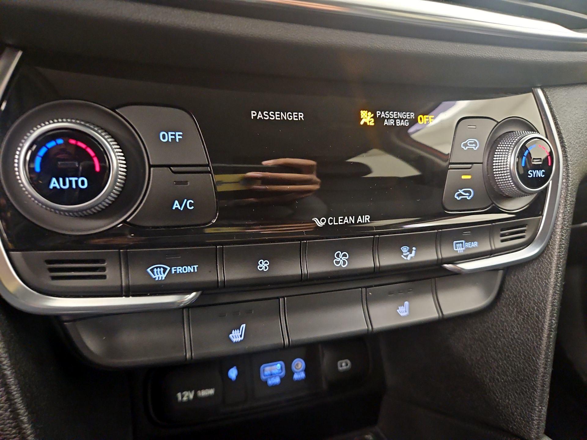 Thumbnail: 2020 Hyundai Santa Fe - 16