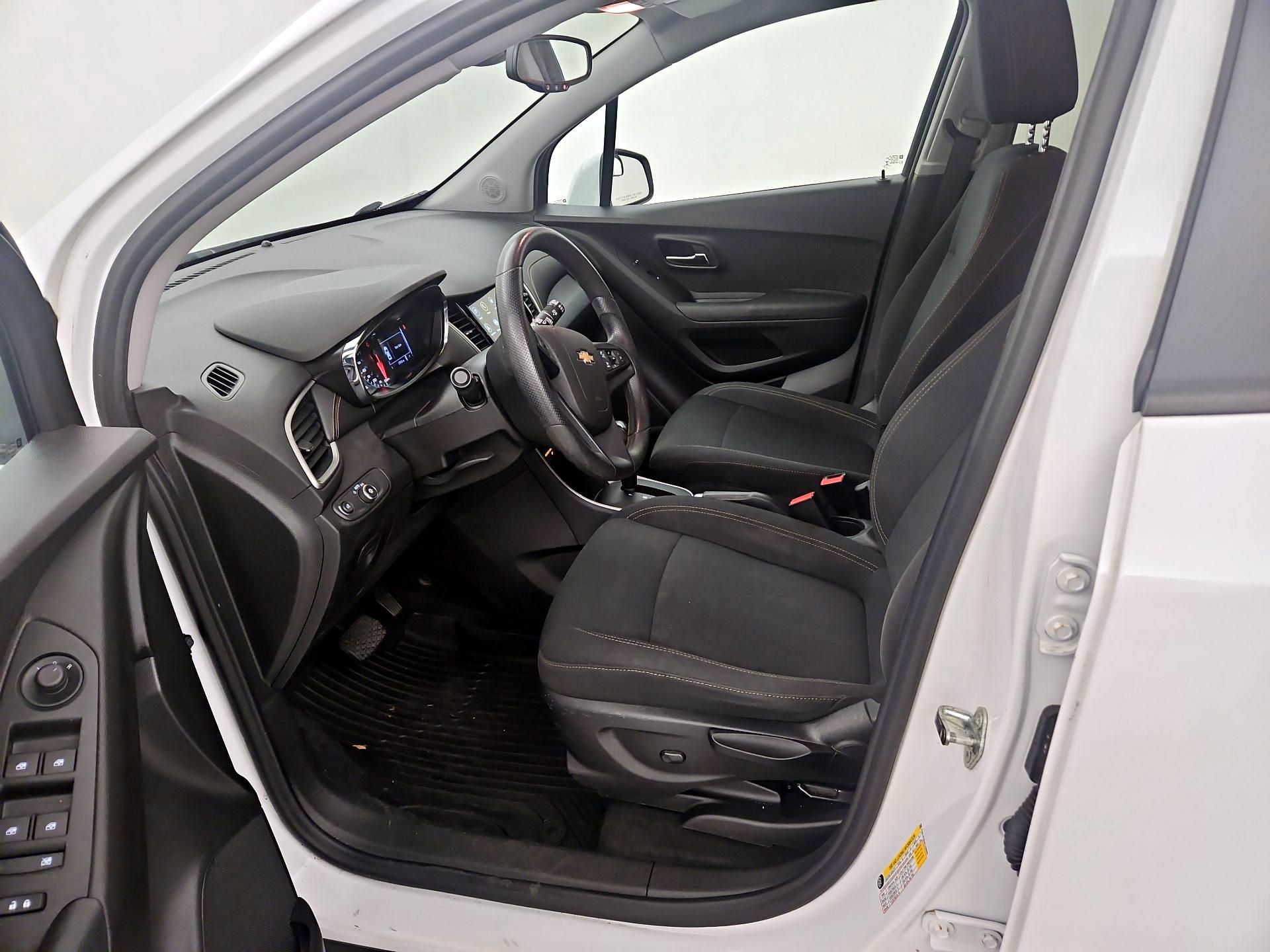 Thumbnail: 2019 Chevrolet Trax - 11