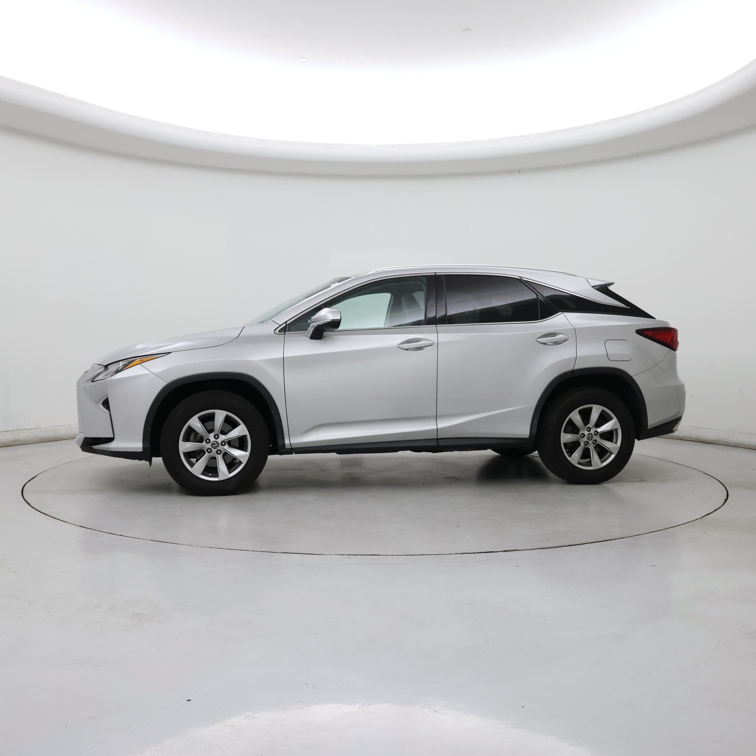 Thumbnail: 2018 Lexus RX - 3