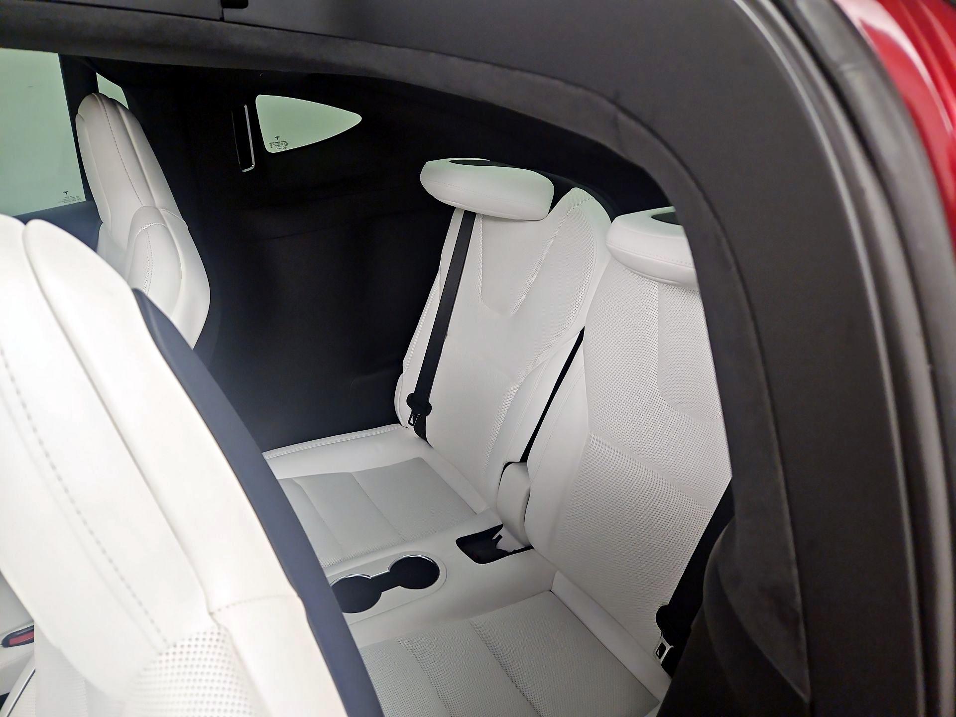 Thumbnail: 2023 Tesla Model X - 19