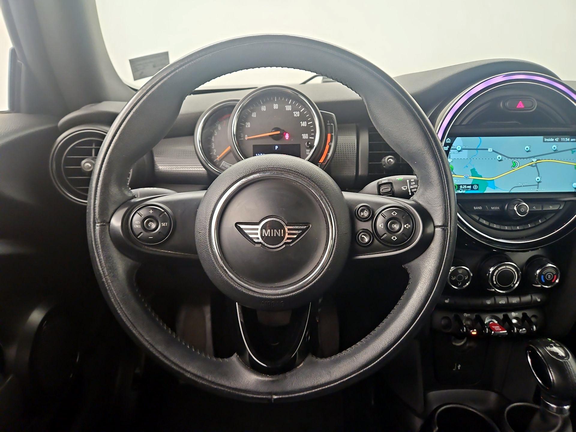 Thumbnail: 2019 MINI Cooper - 10