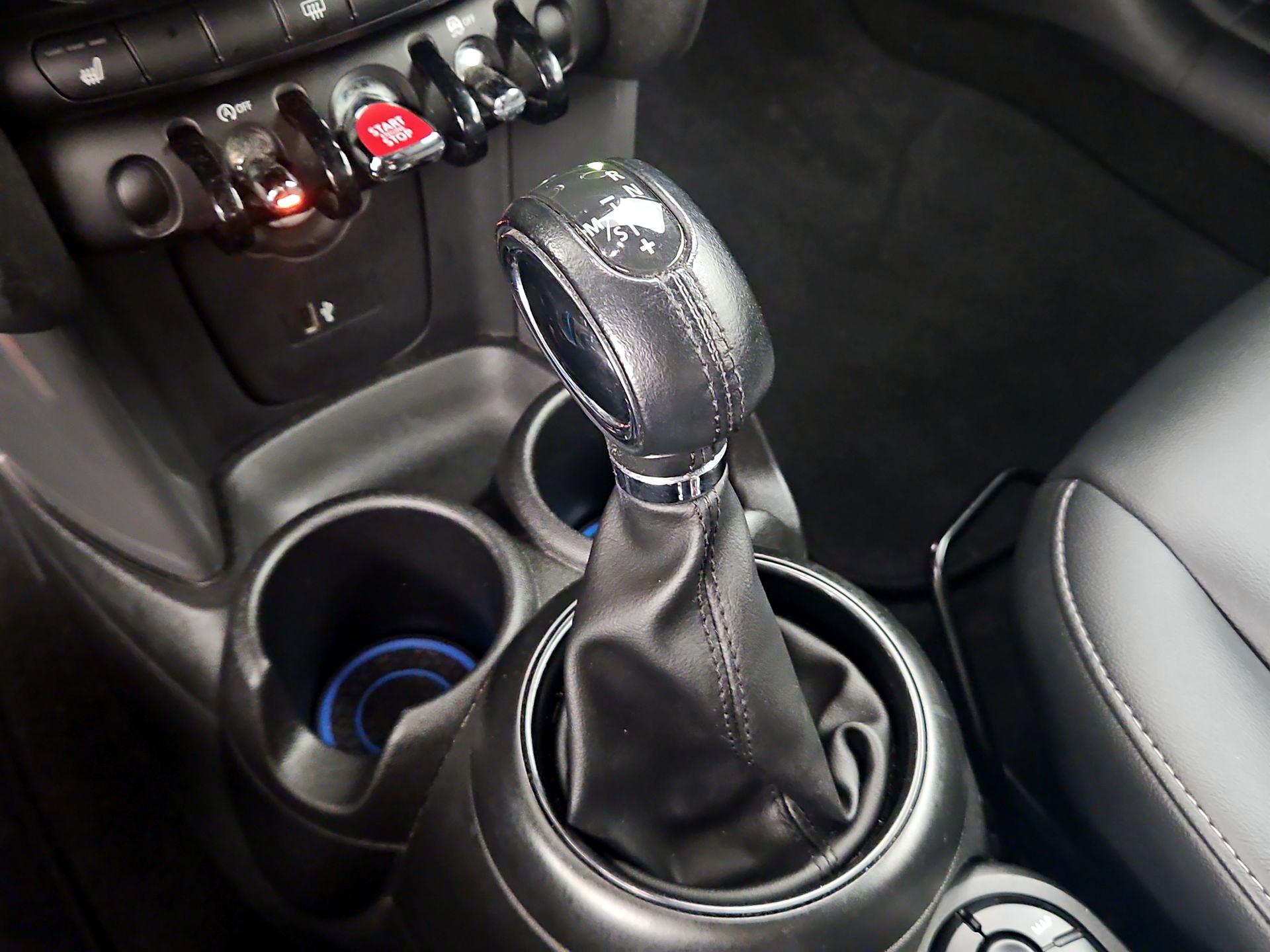 Thumbnail: 2019 MINI Cooper - 18