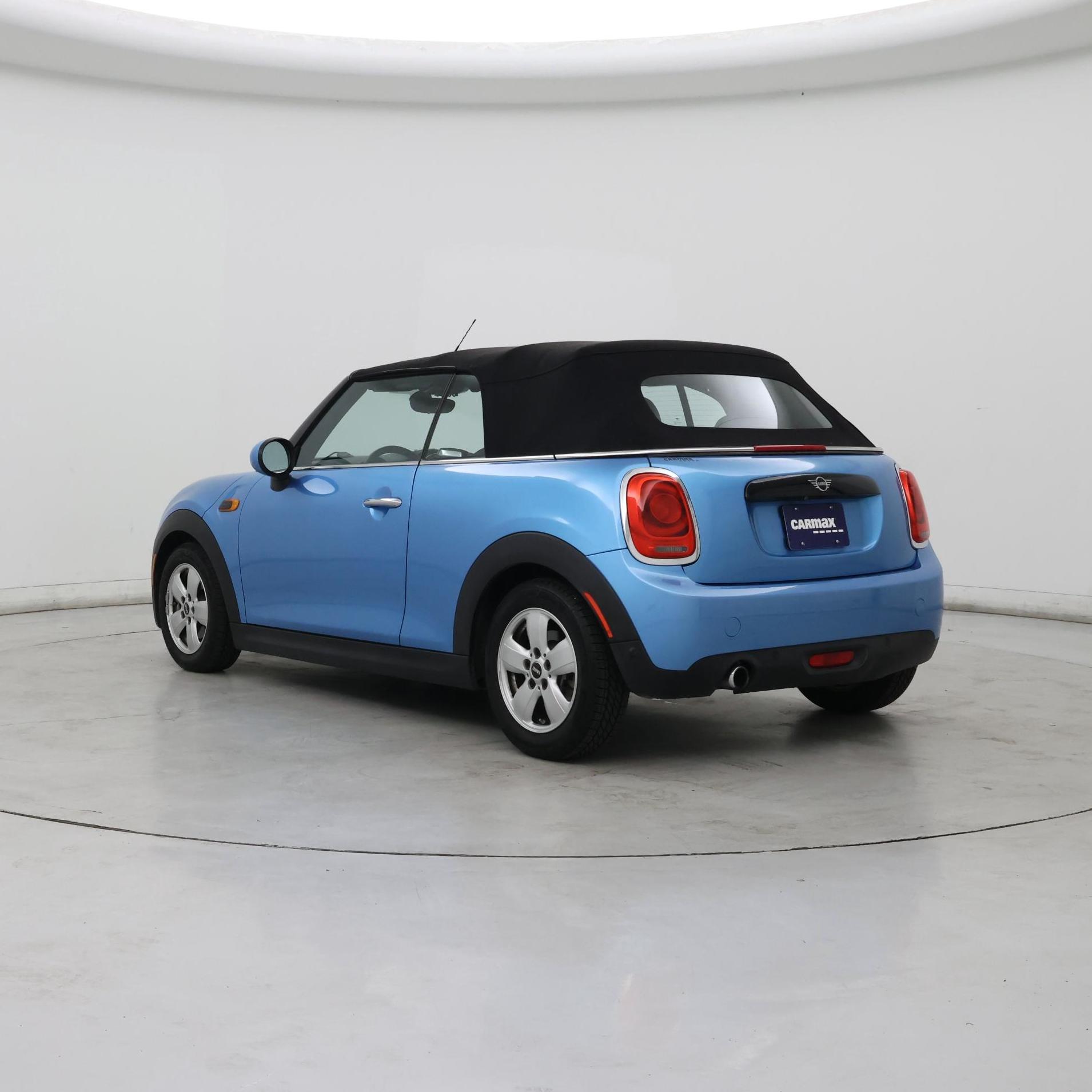 Thumbnail: 2019 MINI Cooper - 2