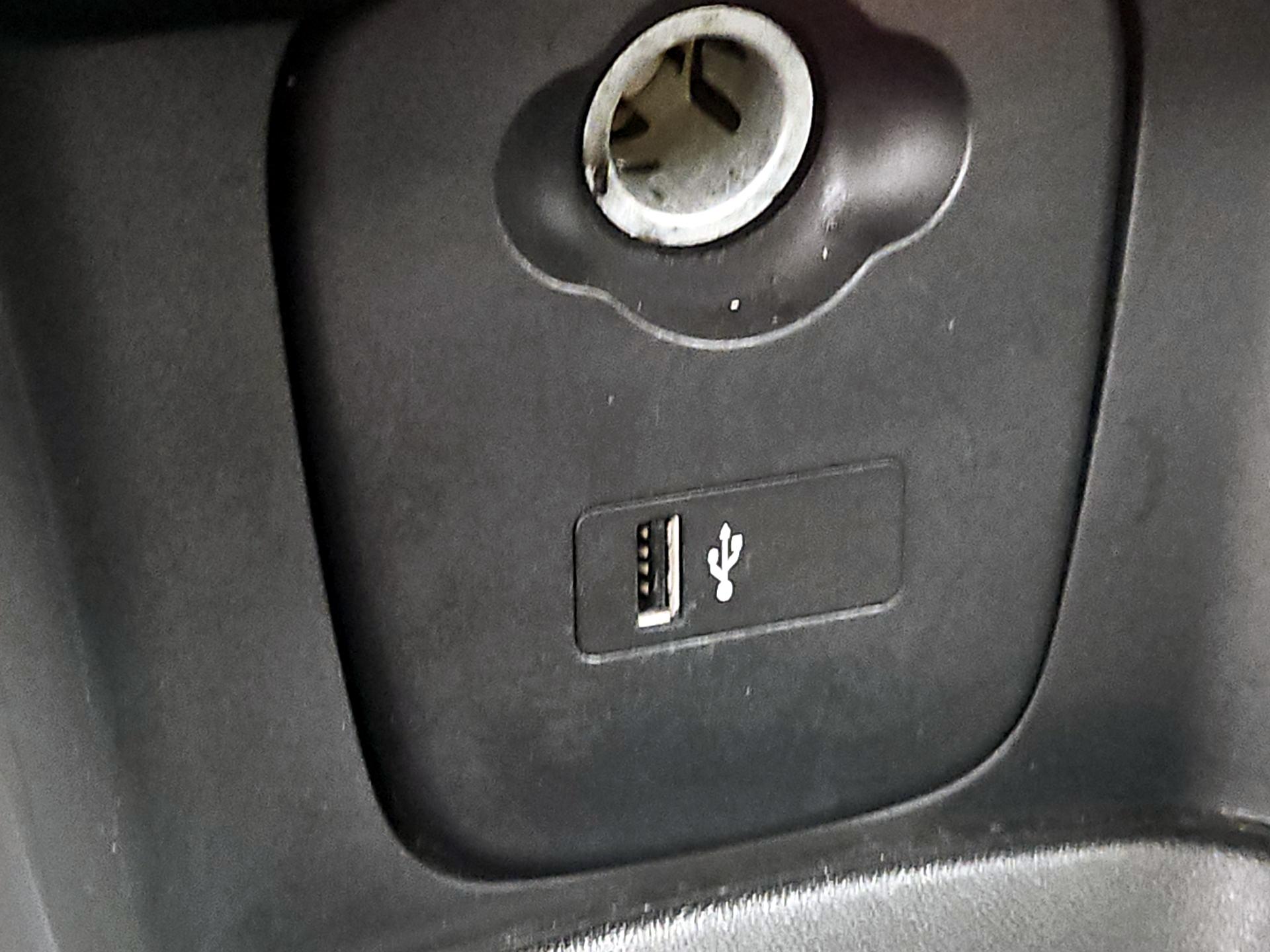 Thumbnail: 2019 MINI Cooper - 19