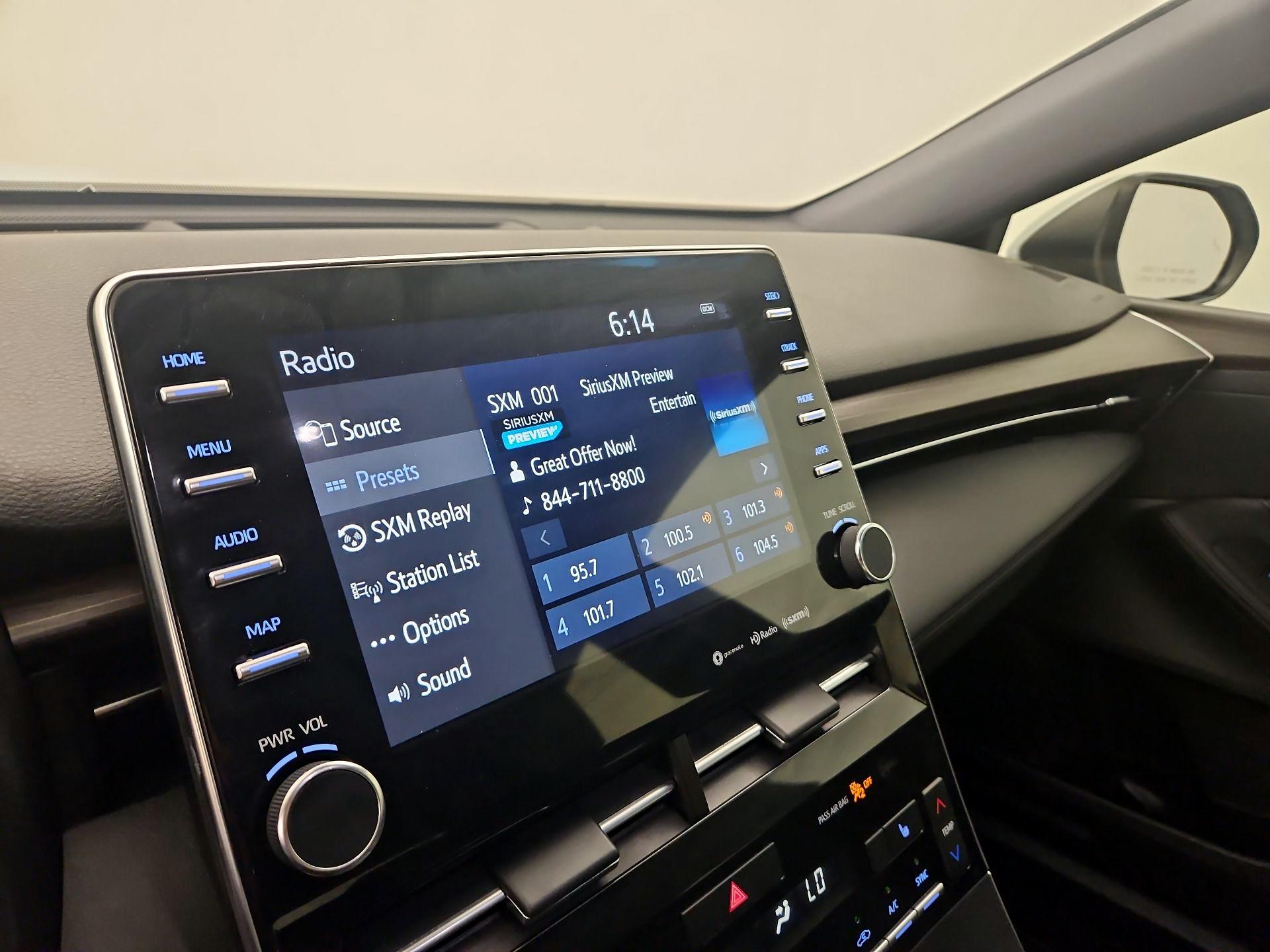 Thumbnail: 2019 Toyota Avalon - 15