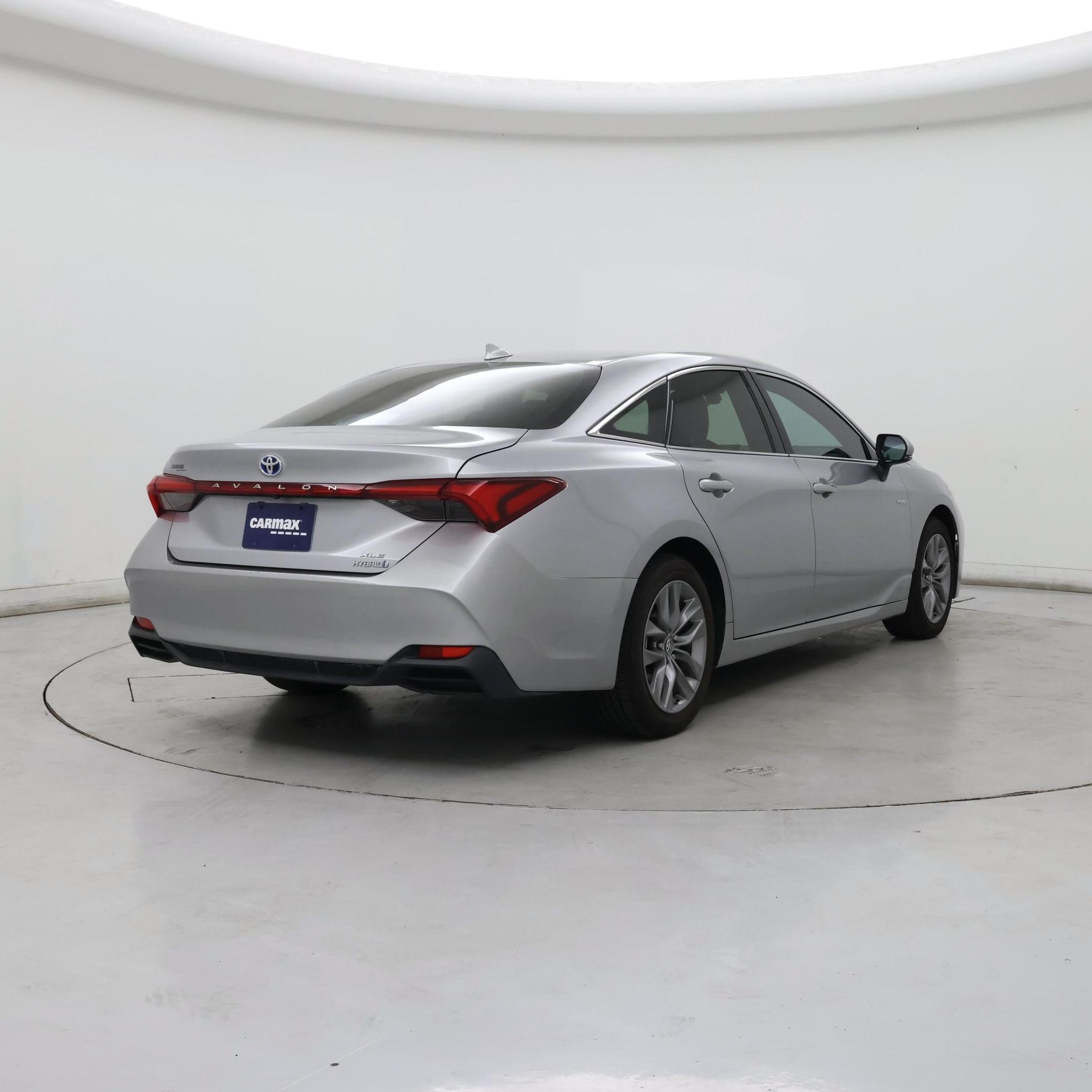 Thumbnail: 2019 Toyota Avalon - 8