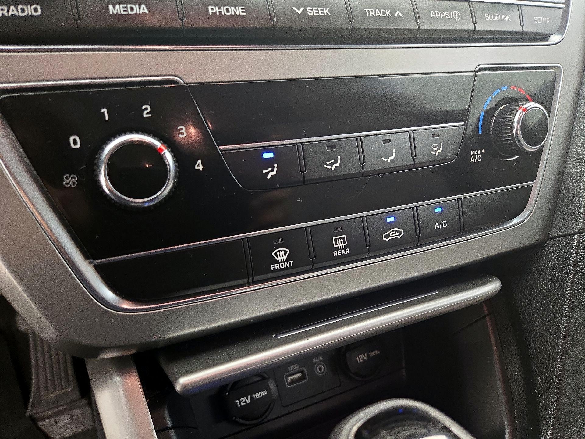 Thumbnail: 2016 Hyundai Sonata - 16