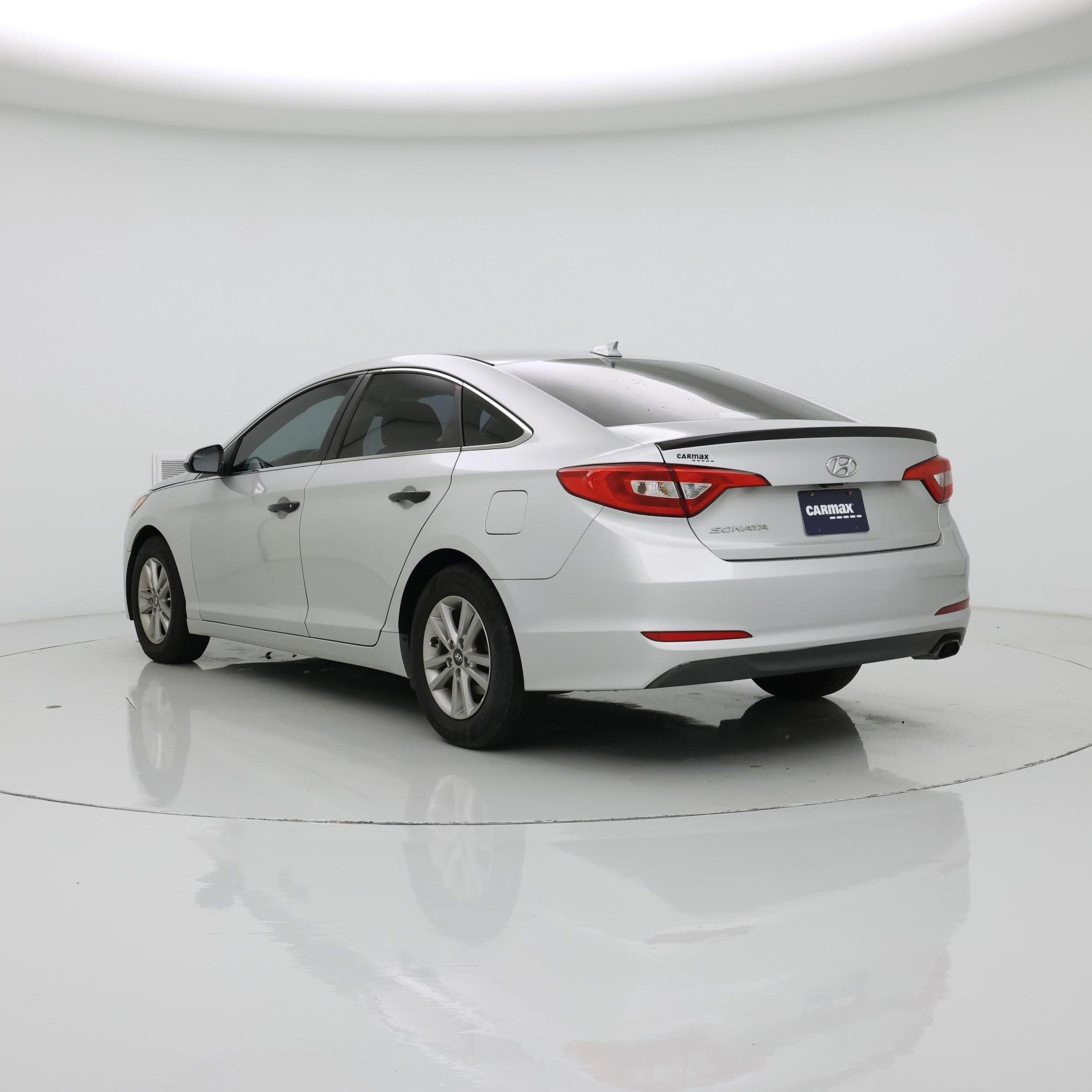 Thumbnail: 2016 Hyundai Sonata - 2