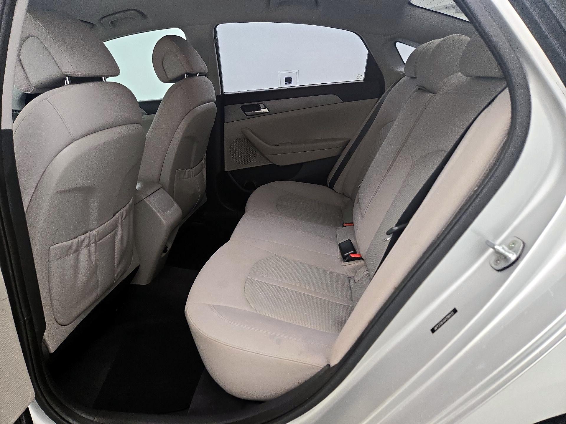 Thumbnail: 2016 Hyundai Sonata - 19