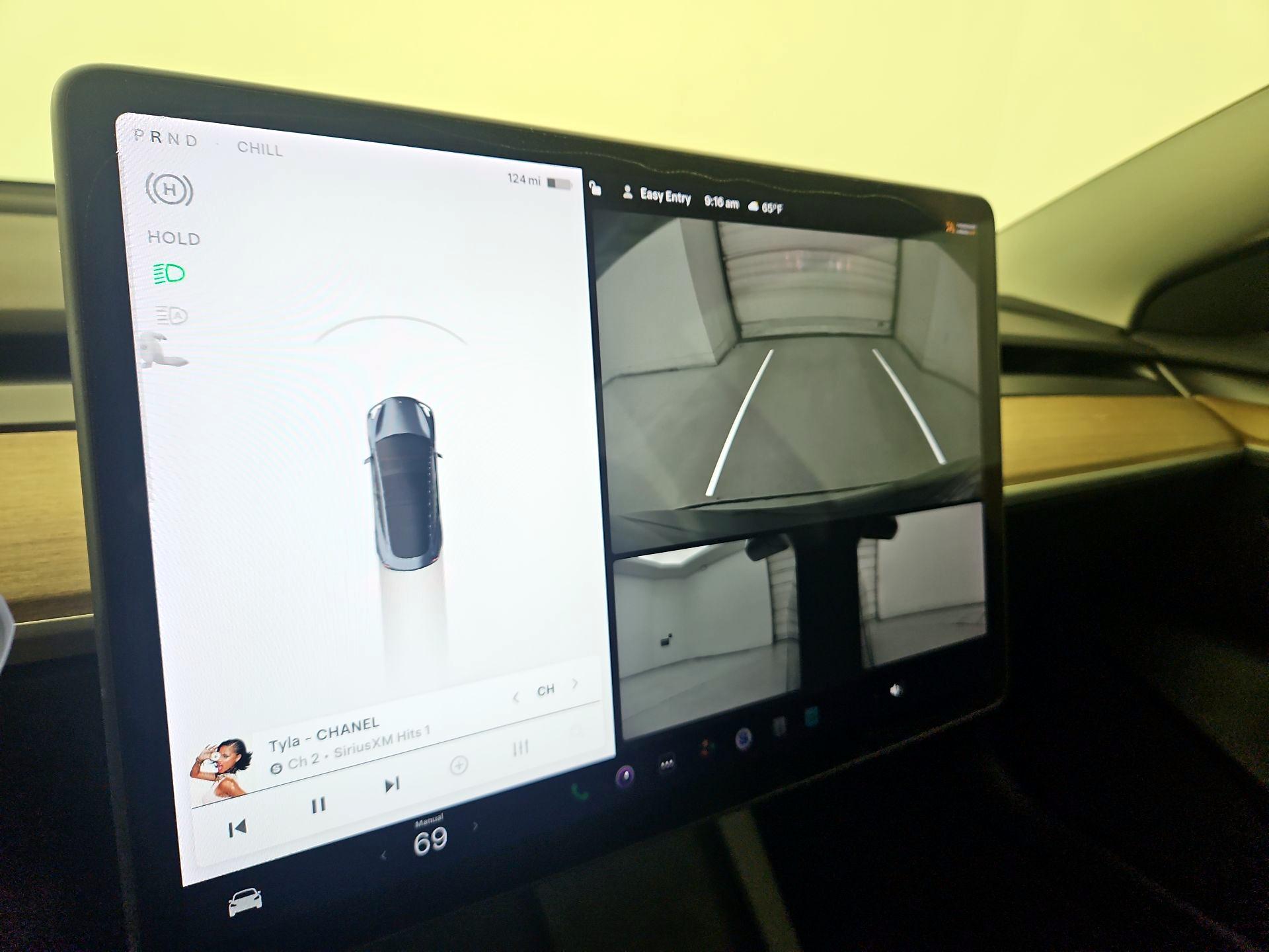 Thumbnail: 2021 Tesla Model 3 - 14