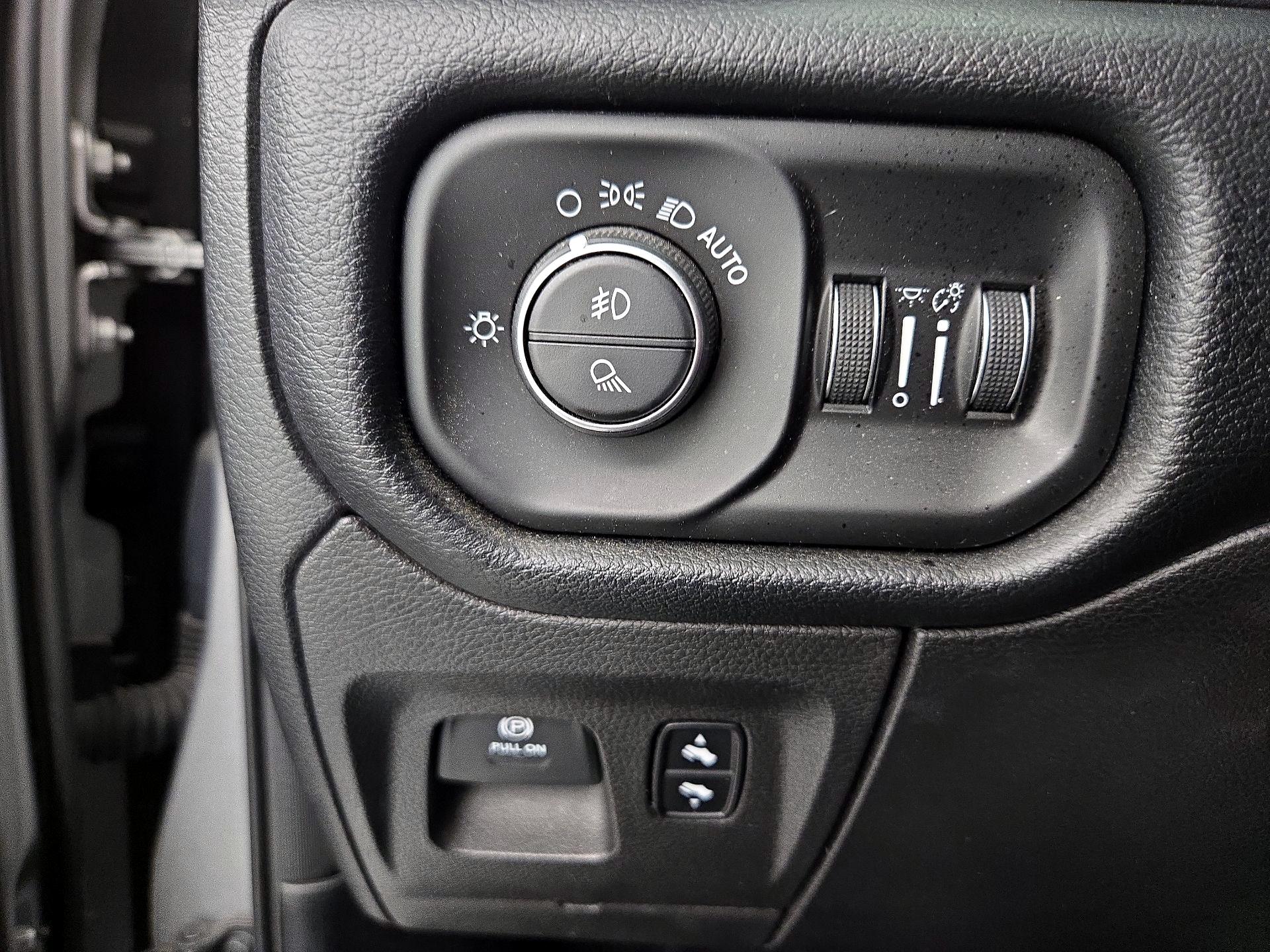 Thumbnail: 2020 RAM 1500 - 13