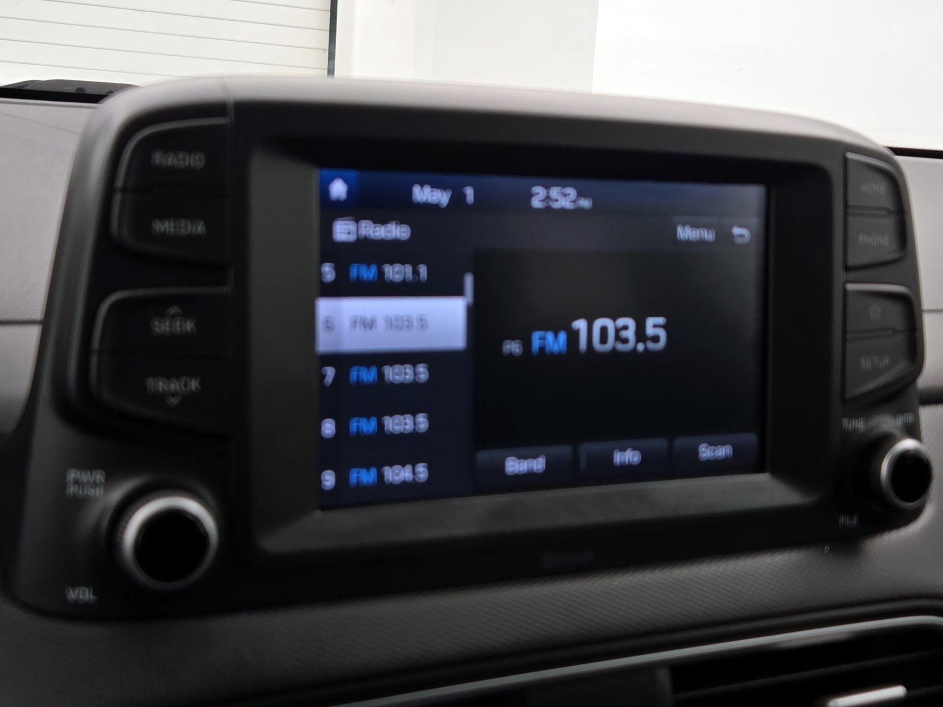 Thumbnail: 2020 Hyundai Kona - 15