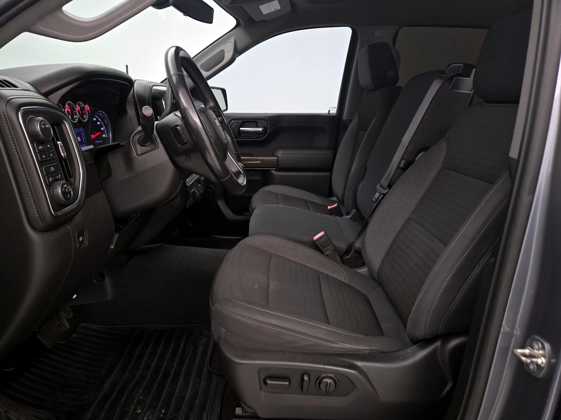 Thumbnail: 2020 Chevrolet Silverado 1500 - 11