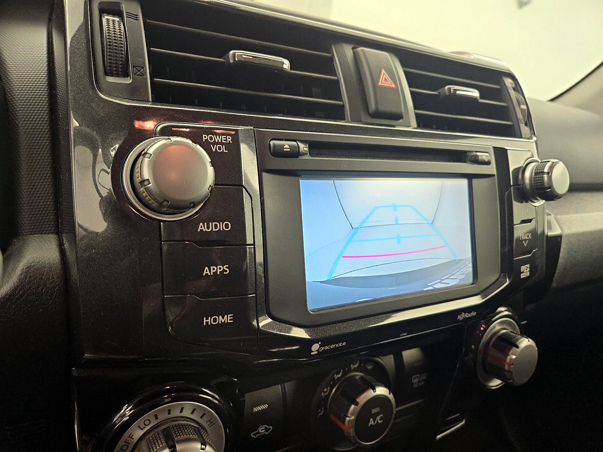 Thumbnail: 2015 Toyota 4Runner - 15
