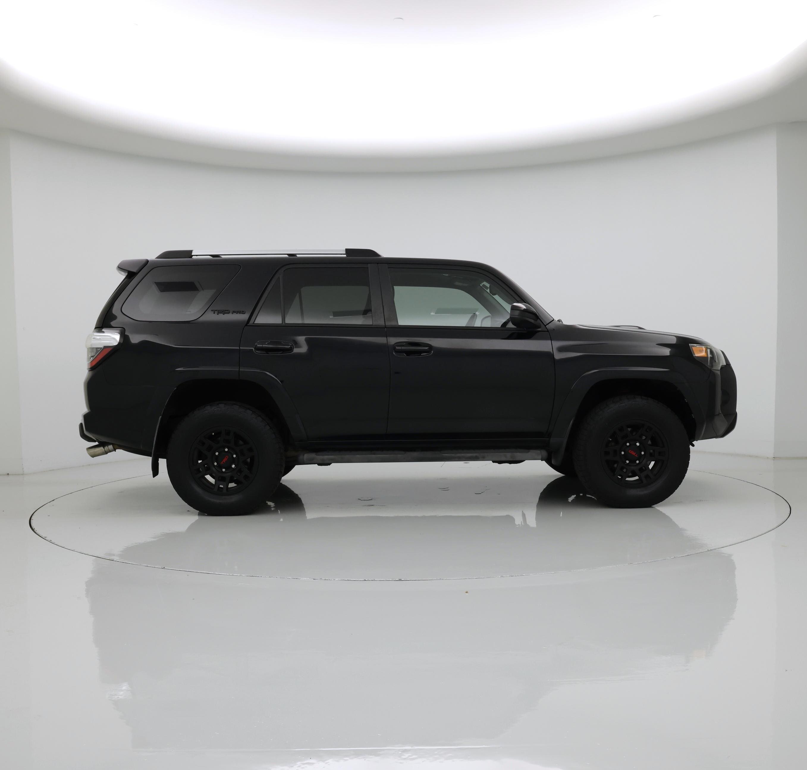 Thumbnail: 2015 Toyota 4Runner - 7