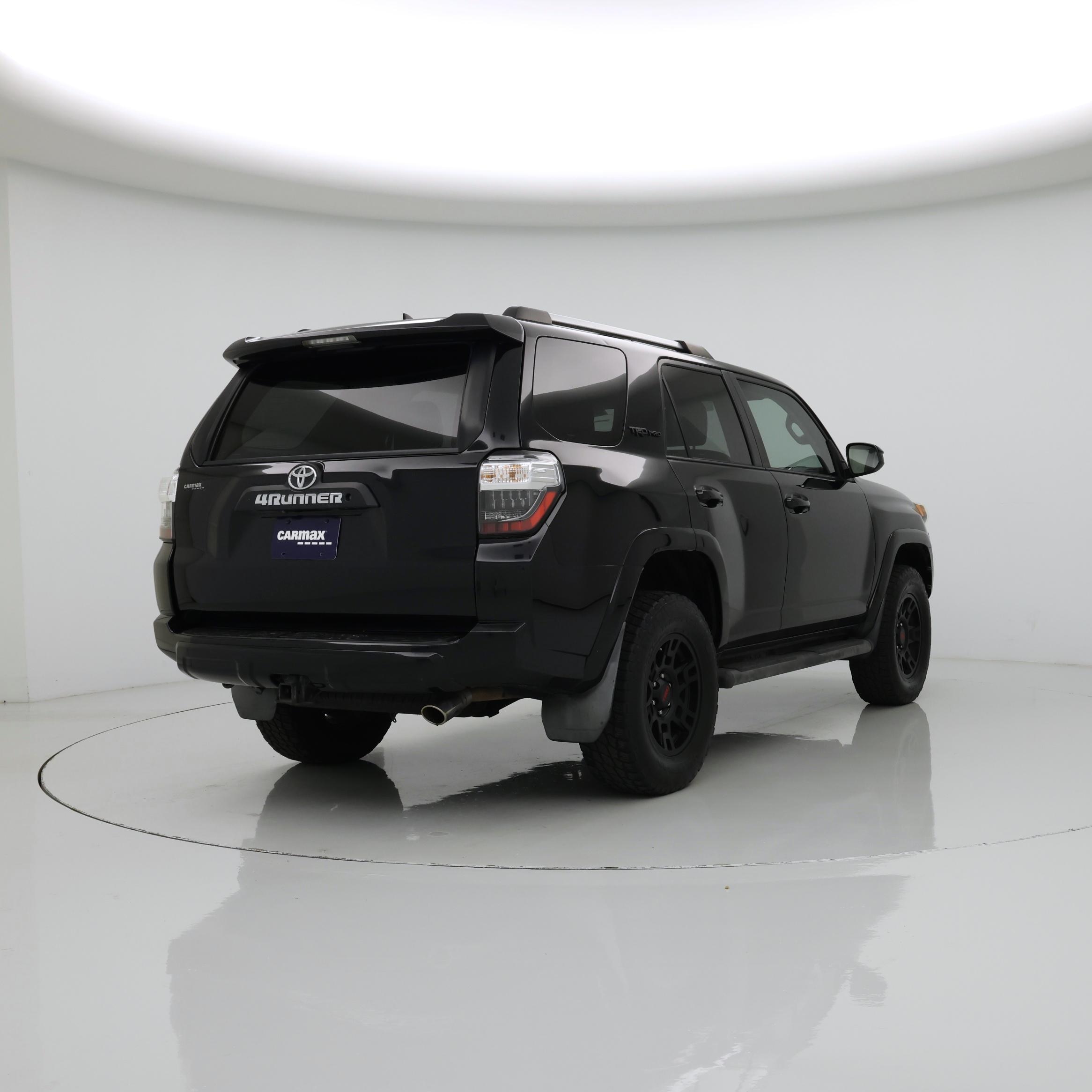 Thumbnail: 2015 Toyota 4Runner - 8